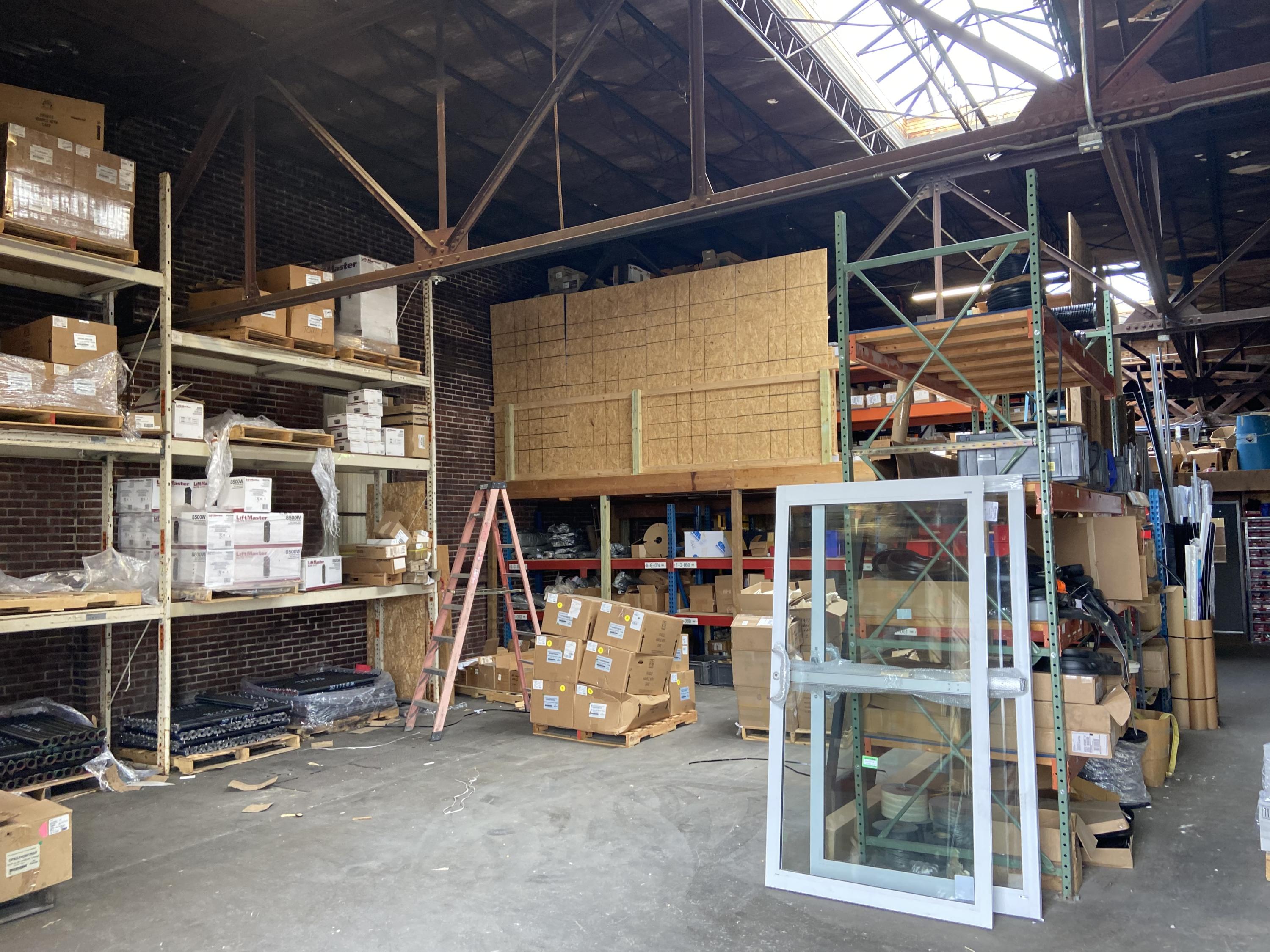Inside - Commercial Sale