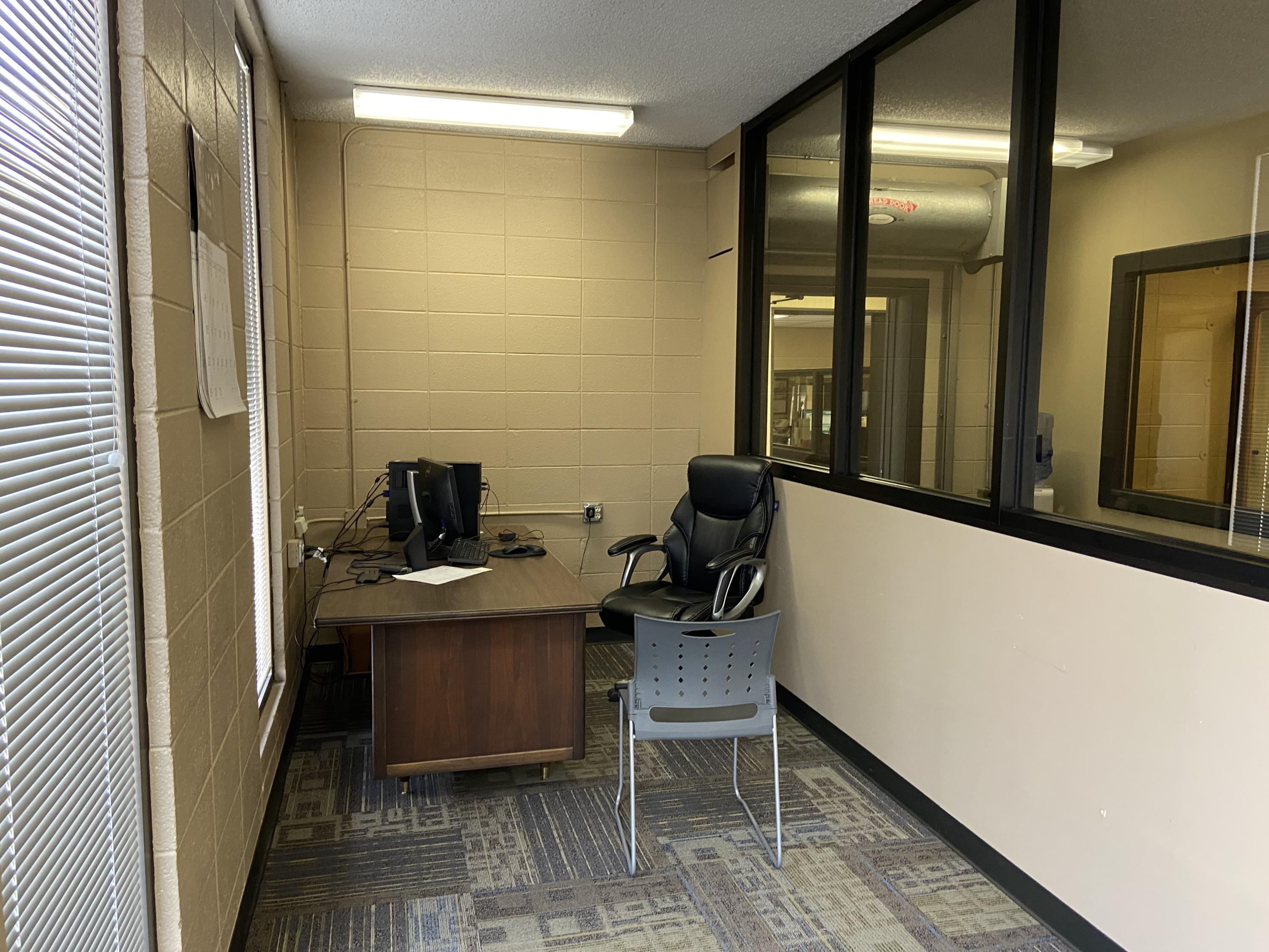 Inside - Commercial Sale