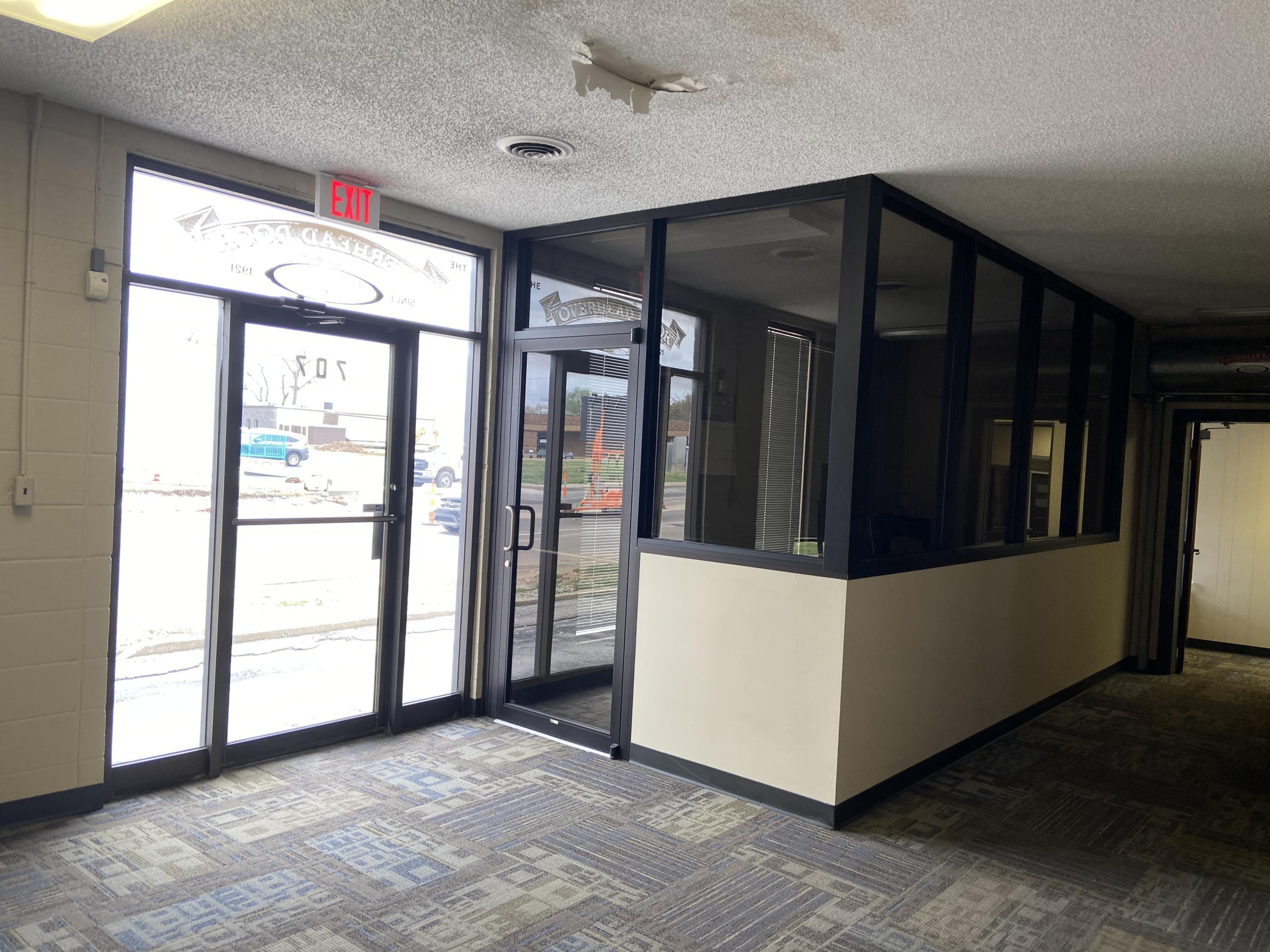 Inside - Commercial Sale