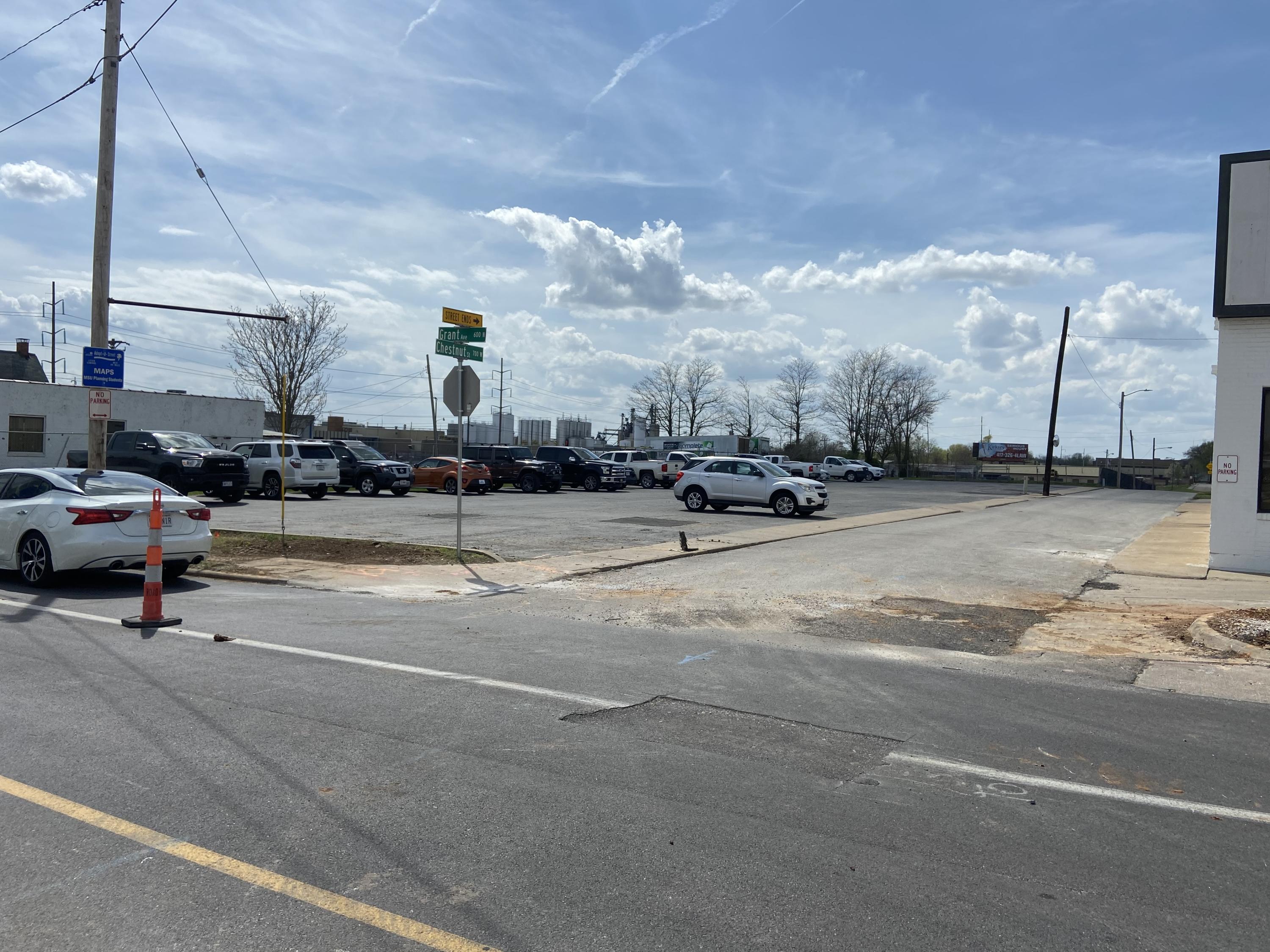 Inside - Commercial Sale