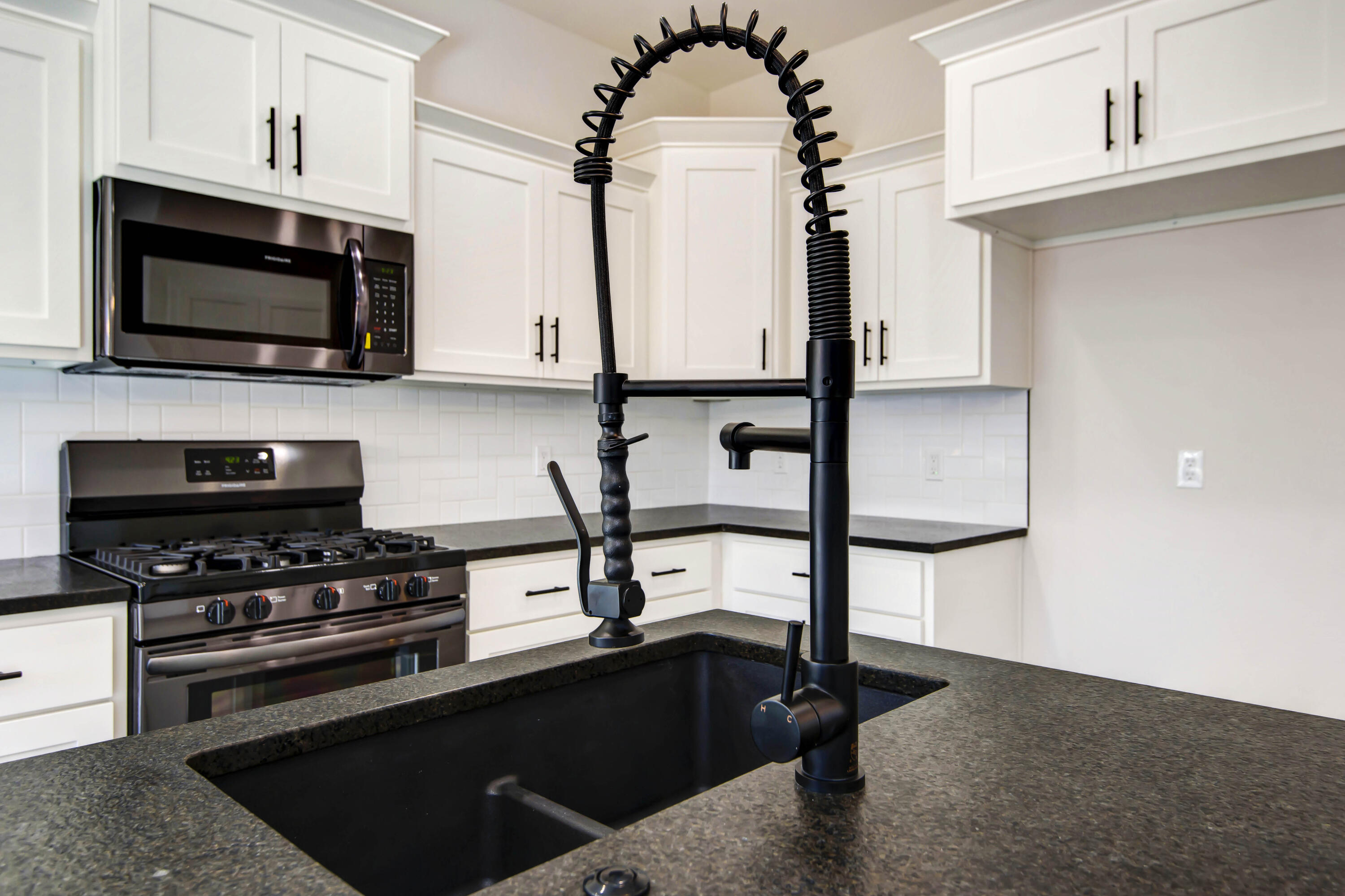 Woodcrest Est - Residential