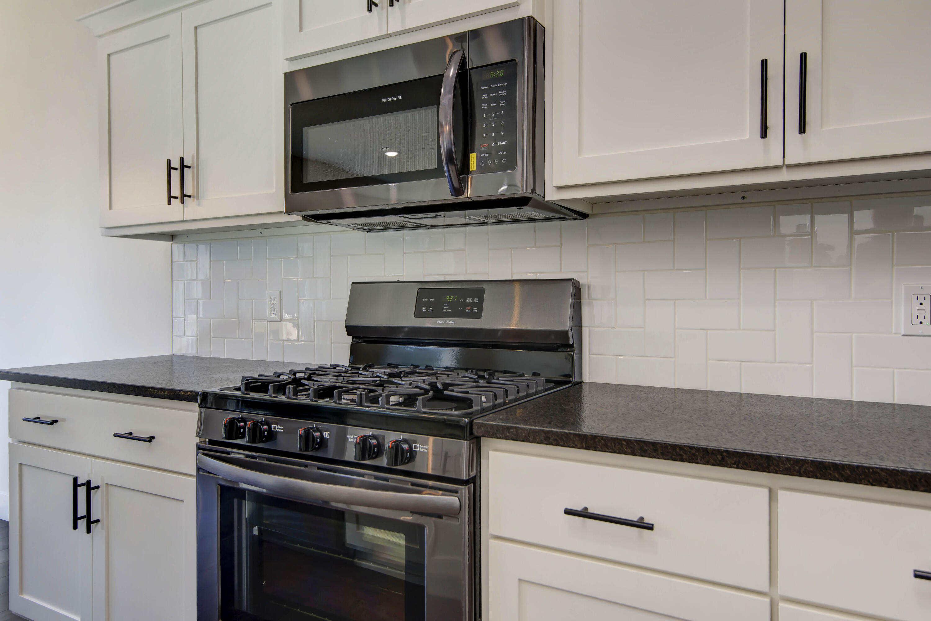 Woodcrest Est - Residential