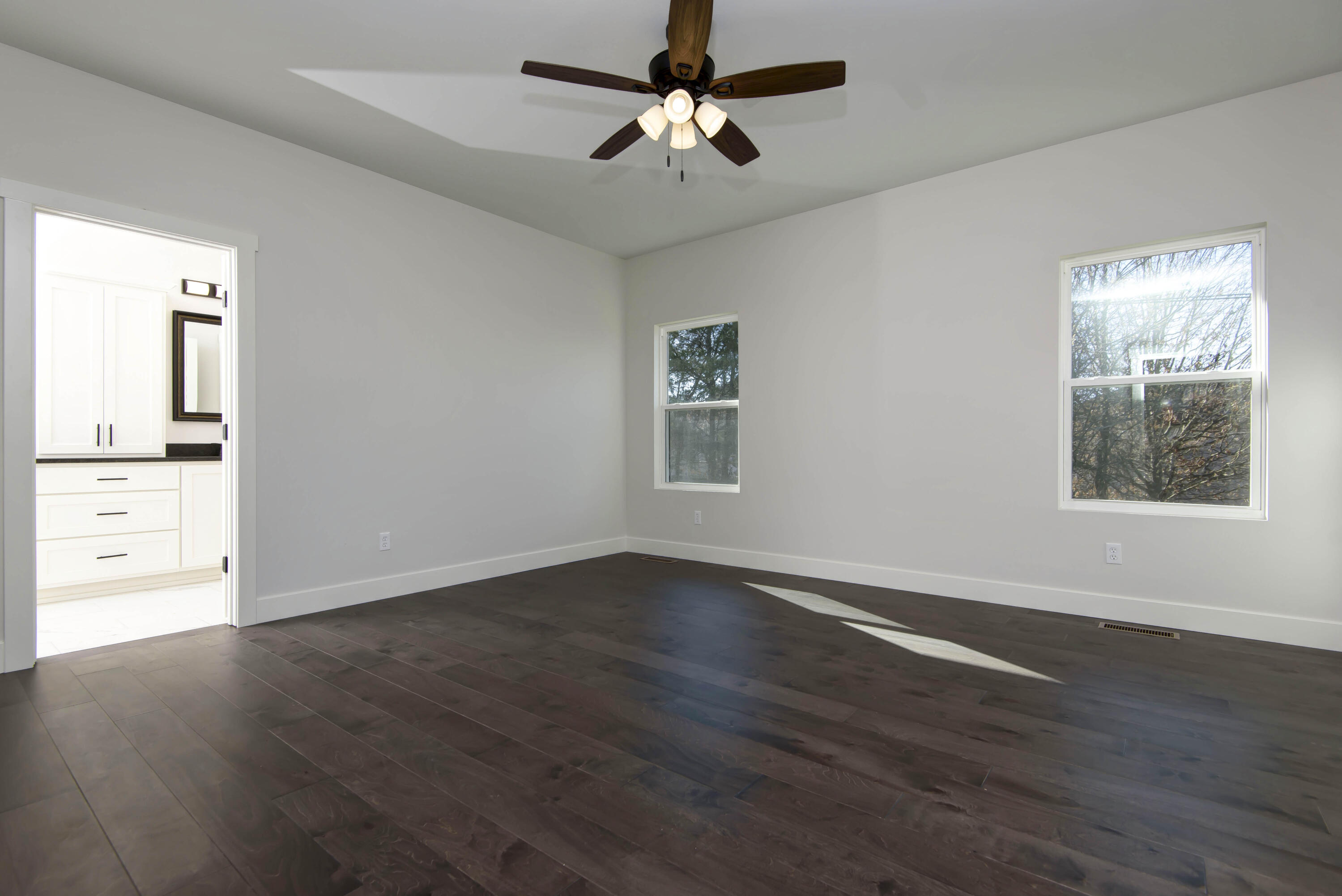 Woodcrest Est - Residential