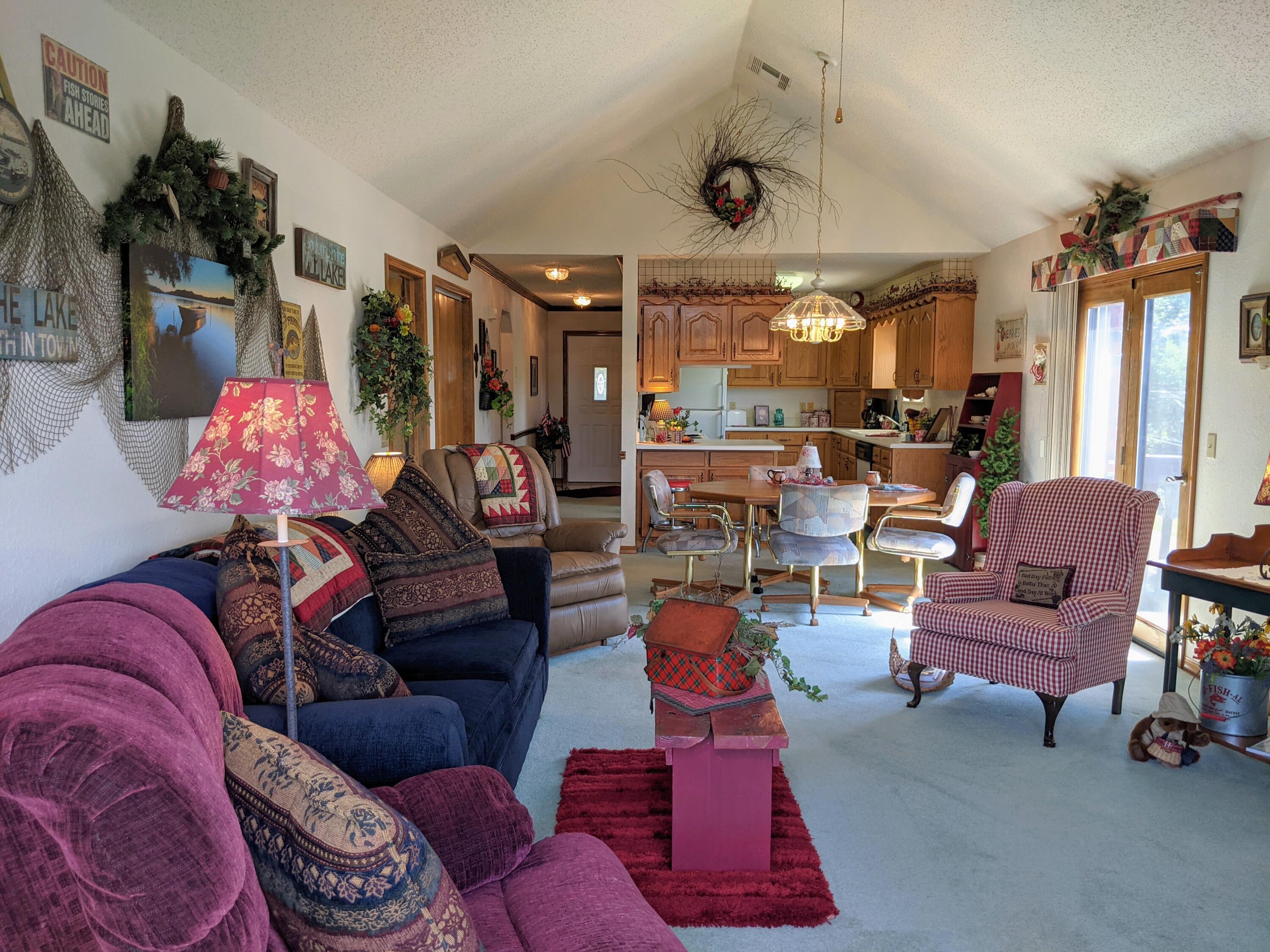 Taneycomo Terr-For - Residential