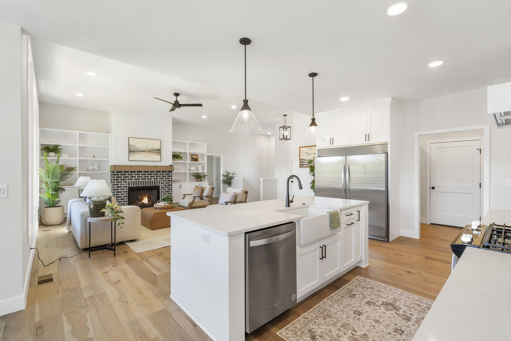 Hickory Hills - Residential
