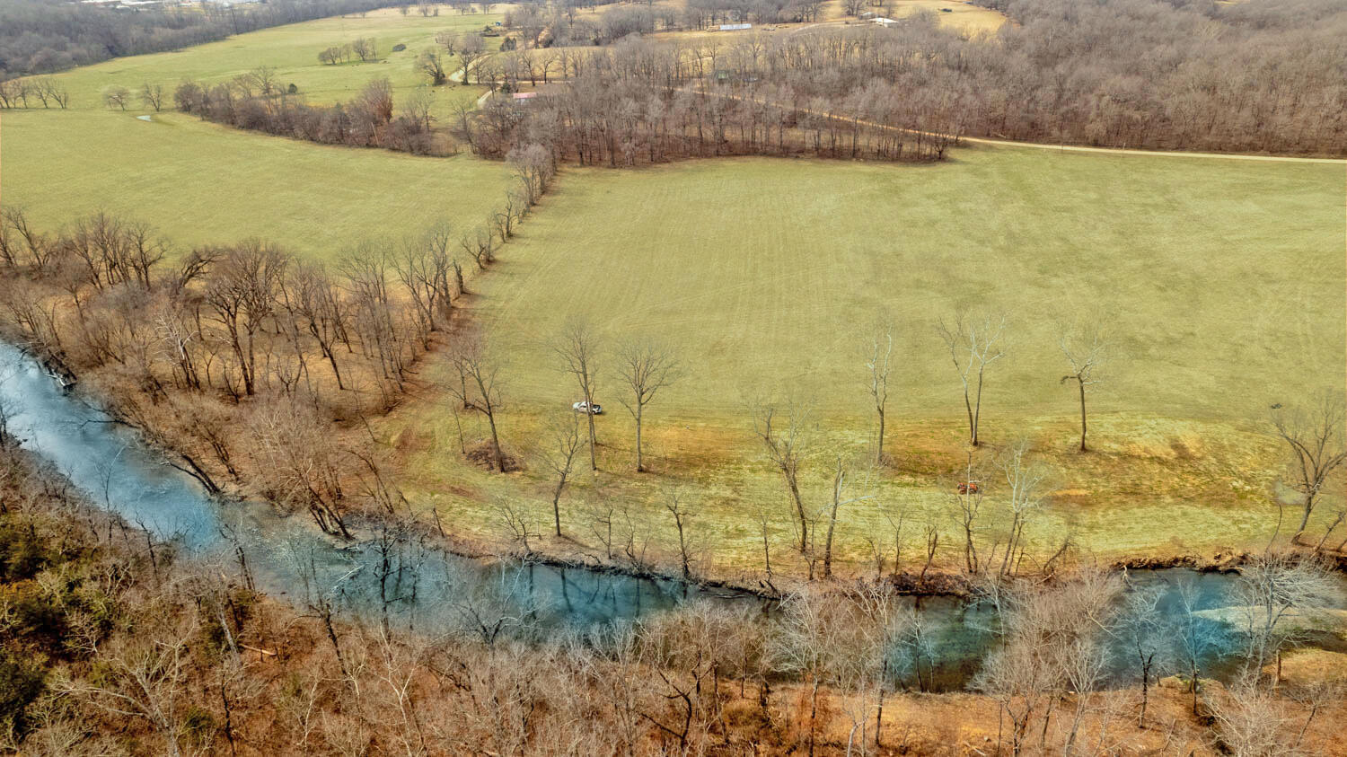 This once in a lifetime opportunity to own a piece of river front property in southern Mo. Property is open and is 3.01 acres. Great for fishing in the warm fork river and an abundance of wild life passing through. This property is perfect for a relaxing country setting to enjoy your own piece of river access!
