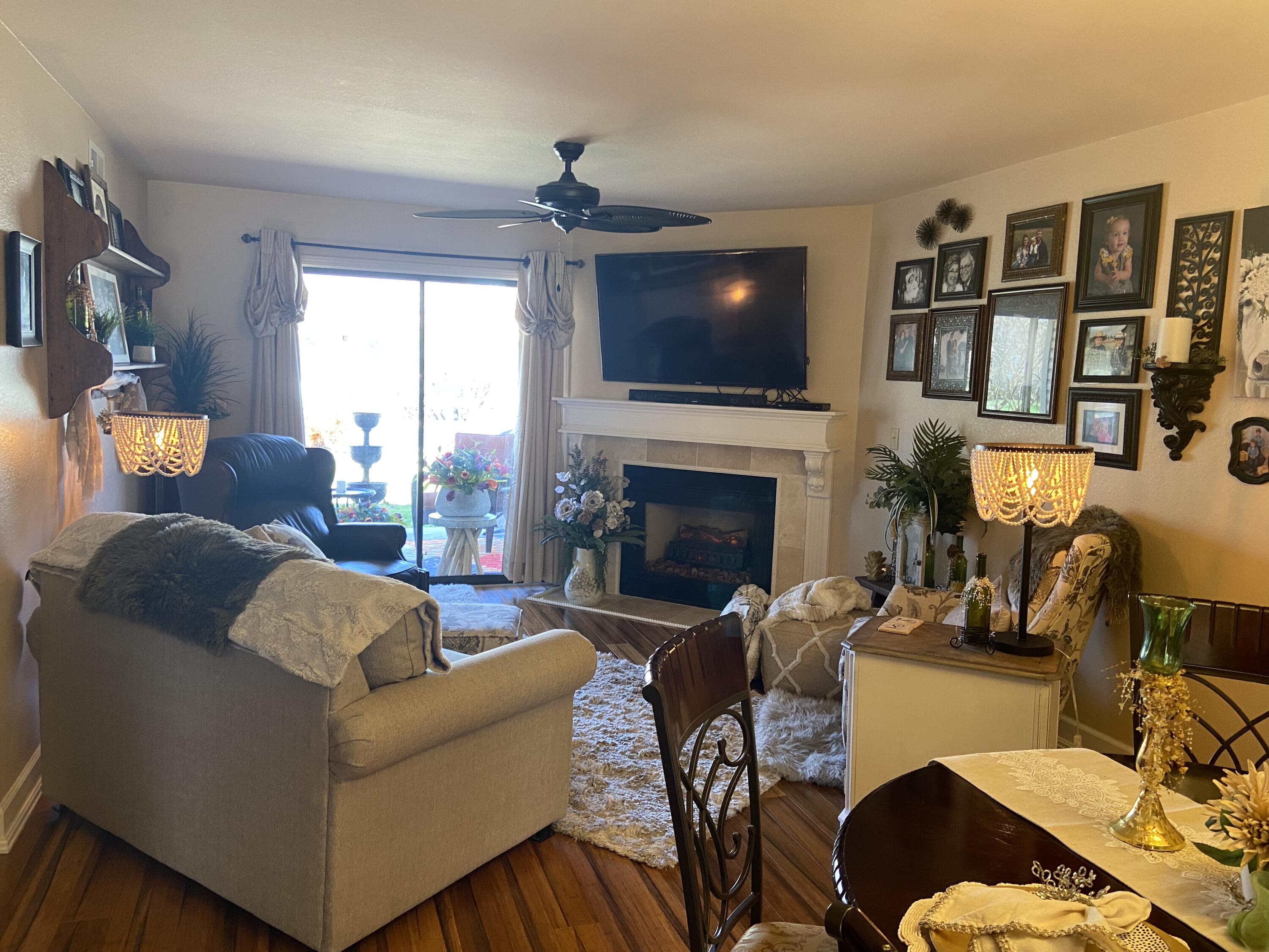 Pointe Royale Condos - Residential