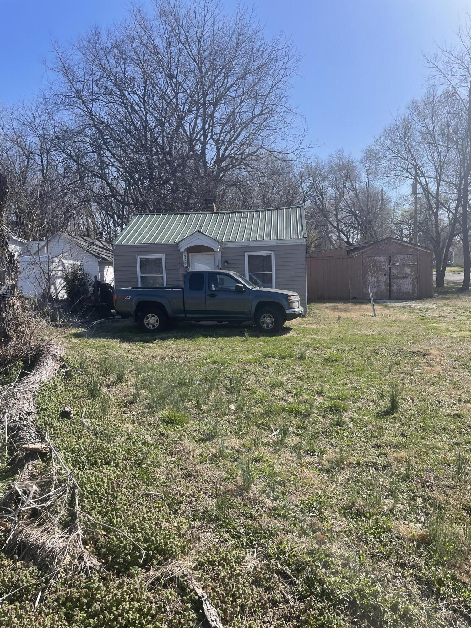 Dutton Place - Residential