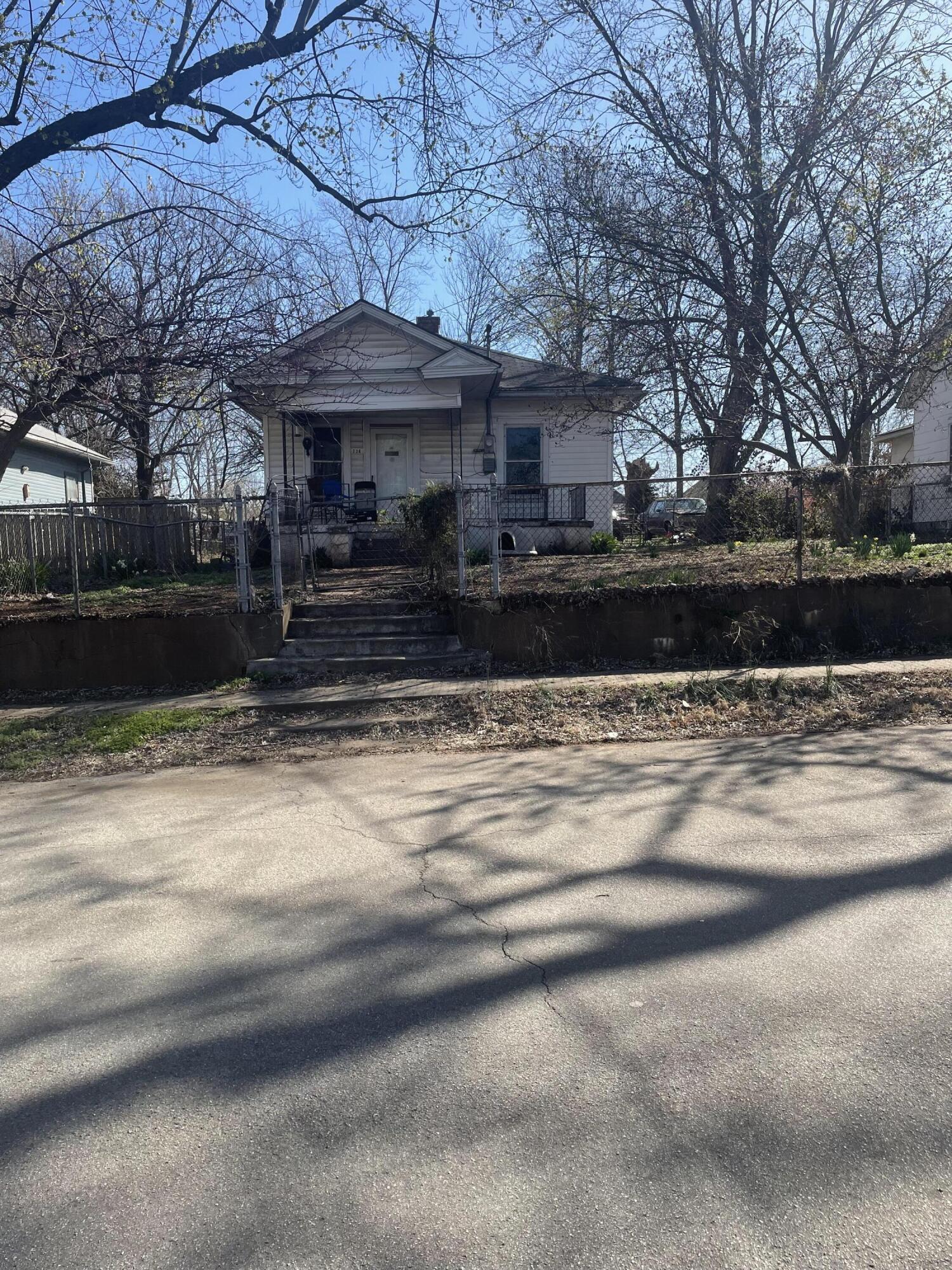 Dutton Place - Residential