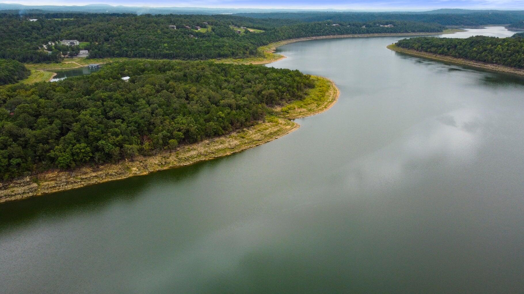 Ozark-Not in List - Land