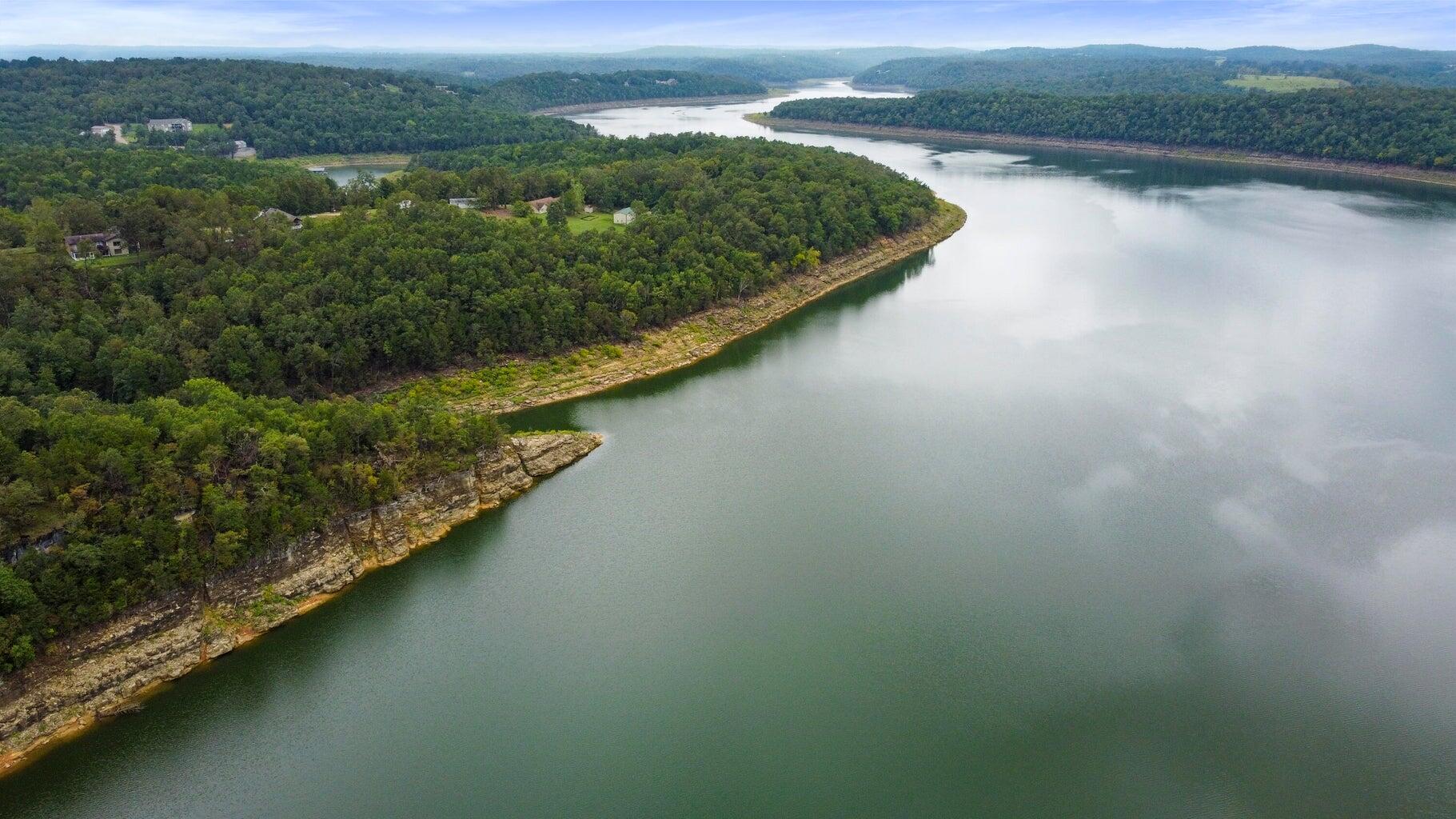 Ozark-Not in List - Land