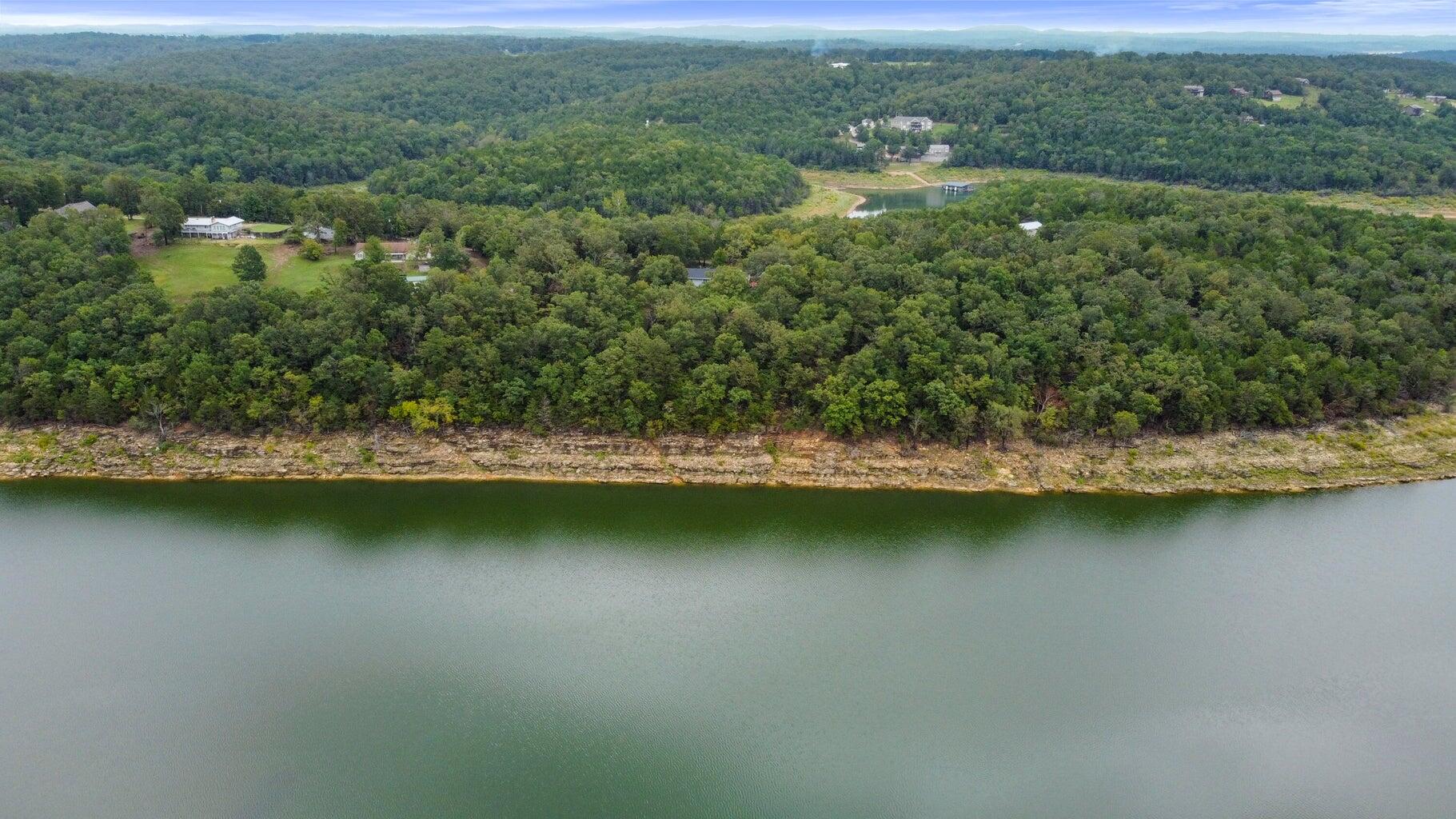 Ozark-Not in List - Land