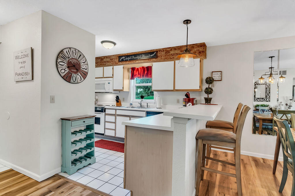 Pointe Royale Condos - Residential