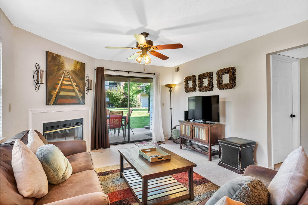 Pointe Royale Condos - Residential