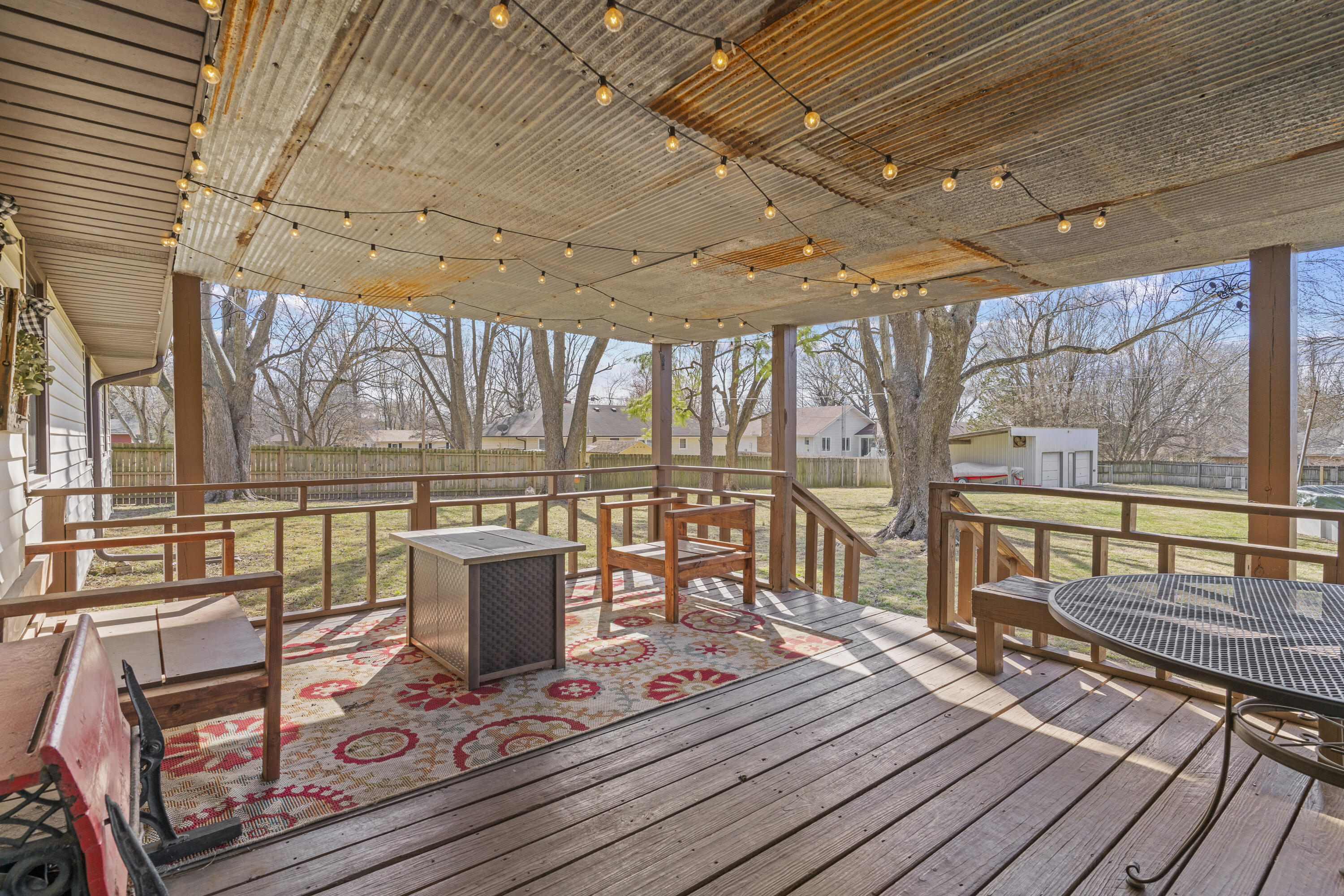 Lurvey's Ridgecrest - Residential