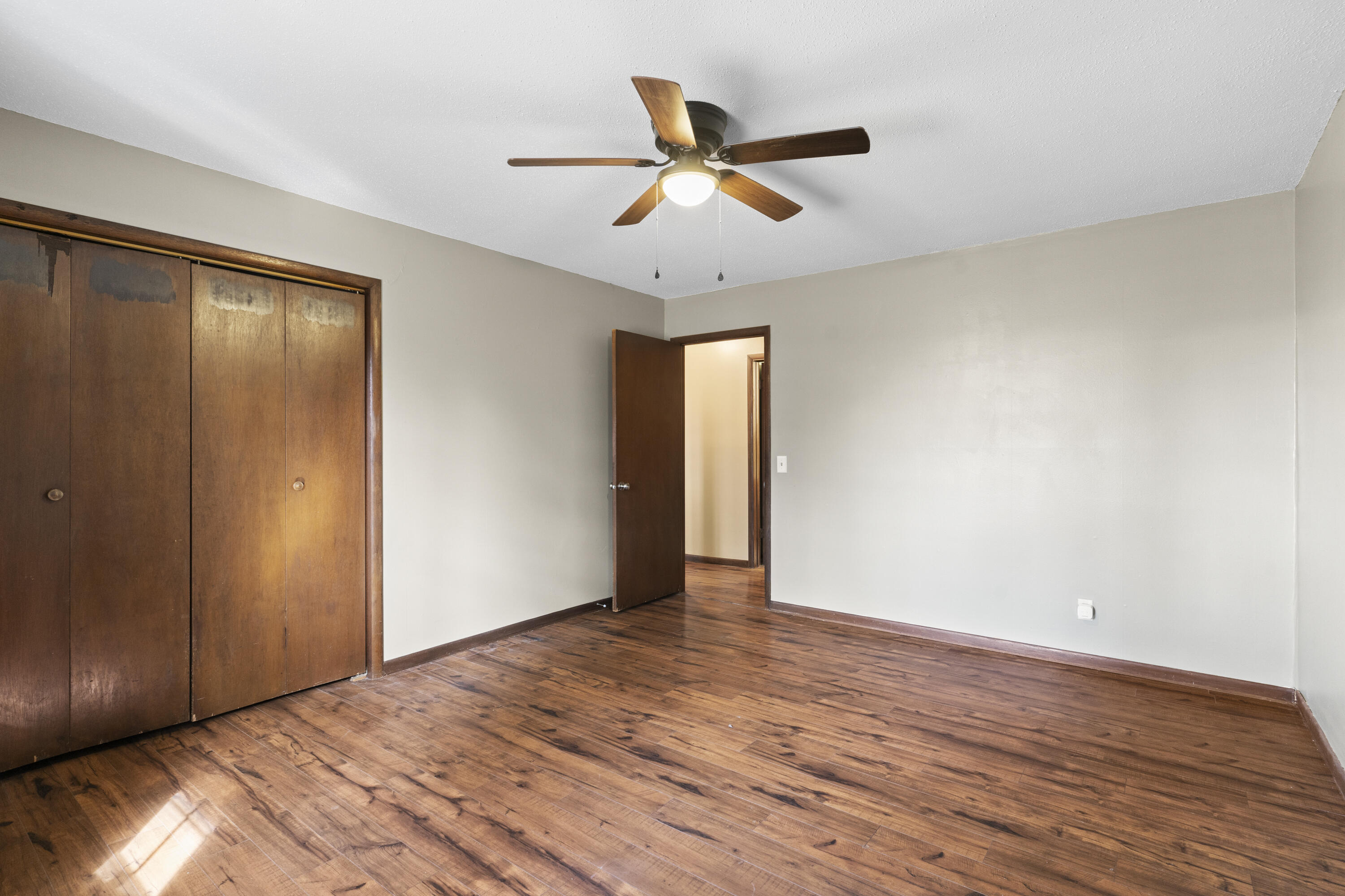 Lurvey's Ridgecrest - Residential