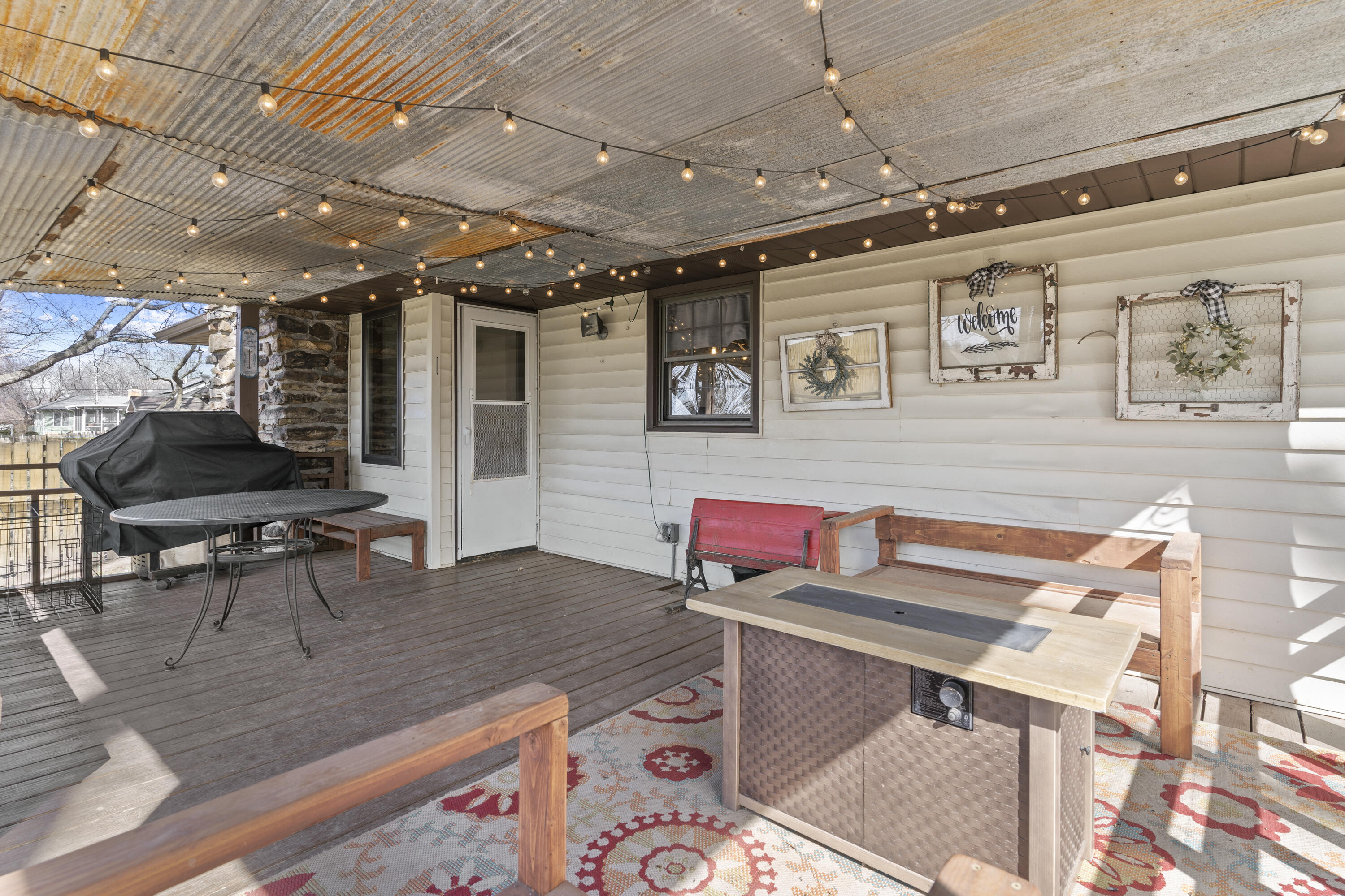 Lurvey's Ridgecrest - Residential