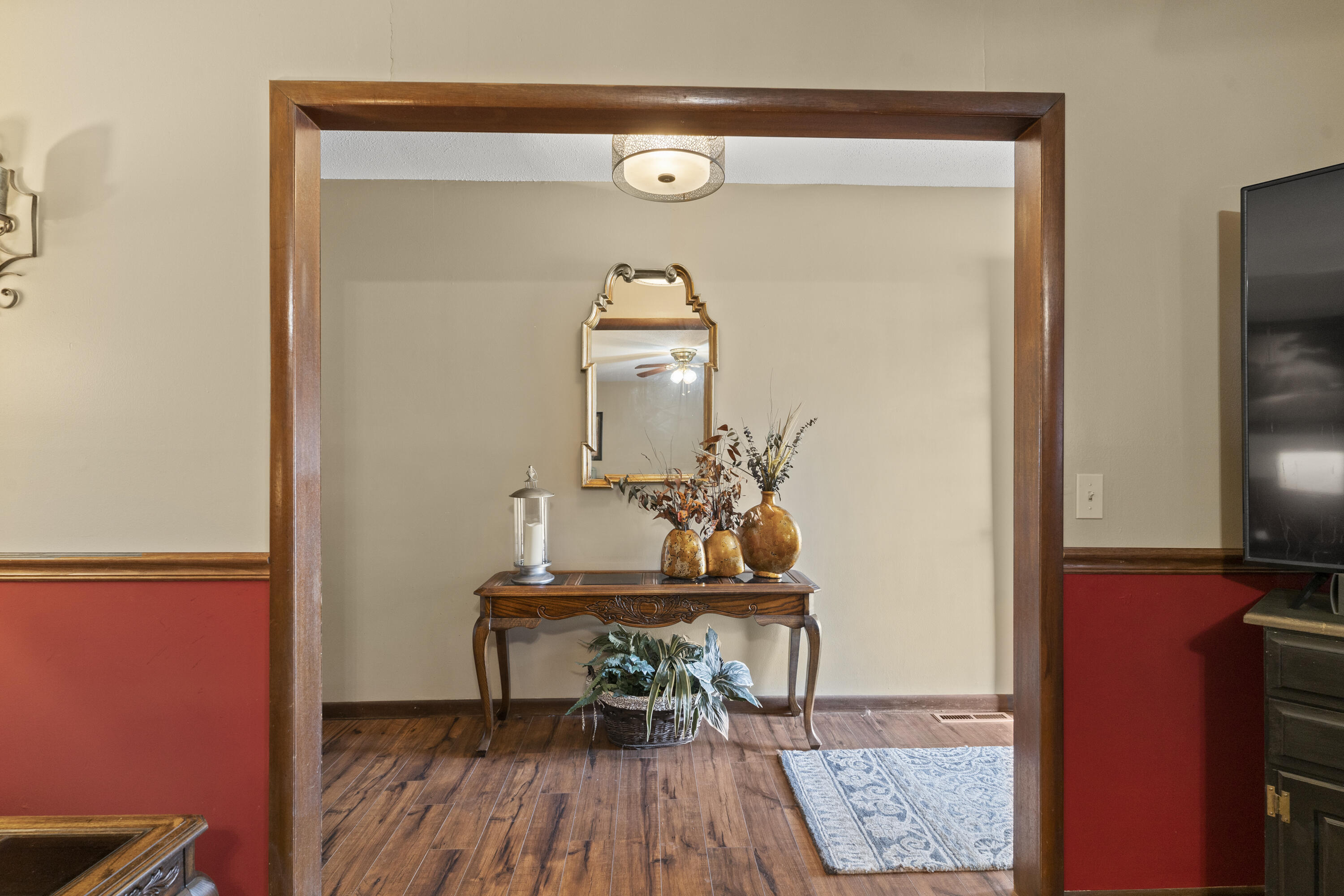 Lurvey's Ridgecrest - Residential