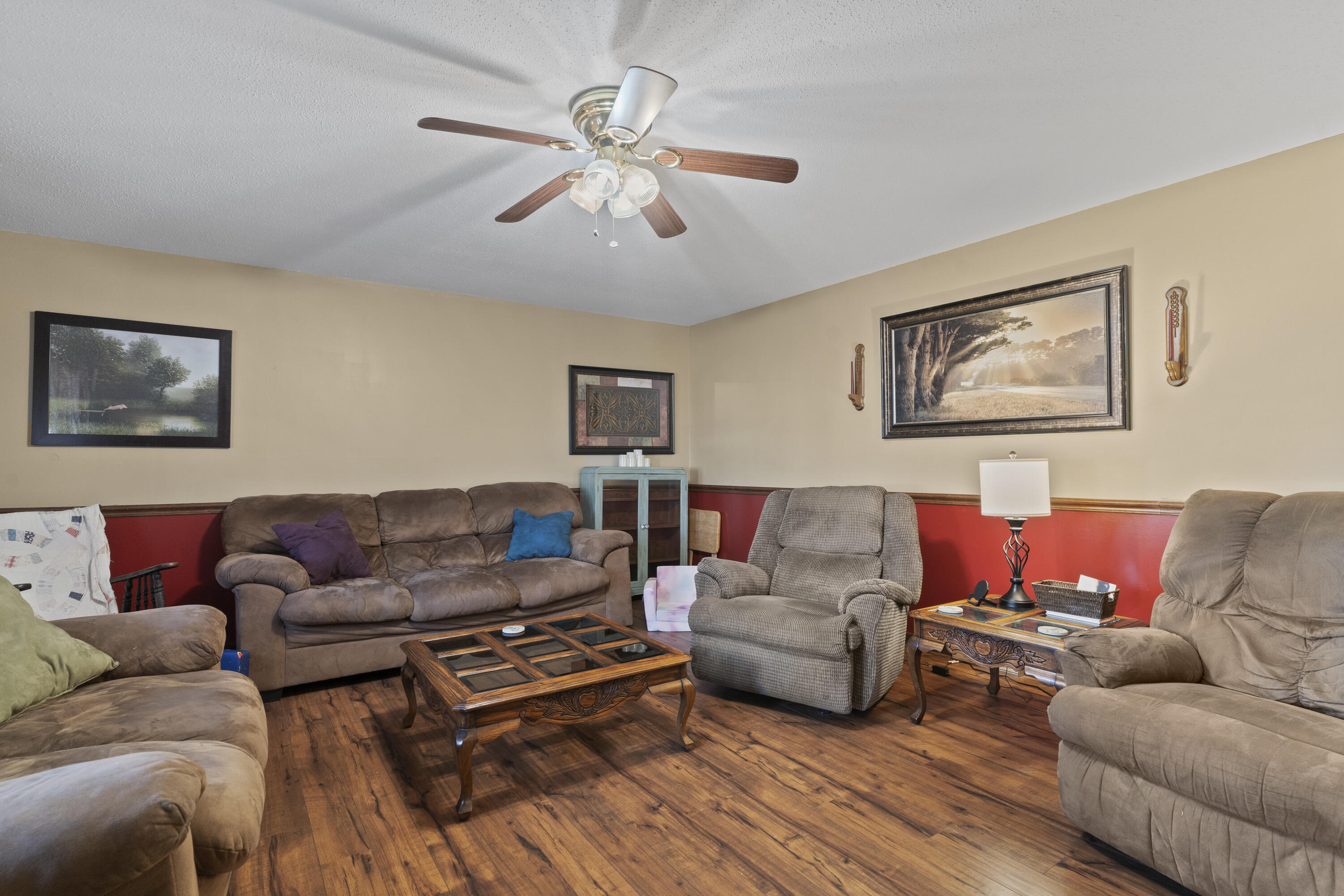 Lurvey's Ridgecrest - Residential
