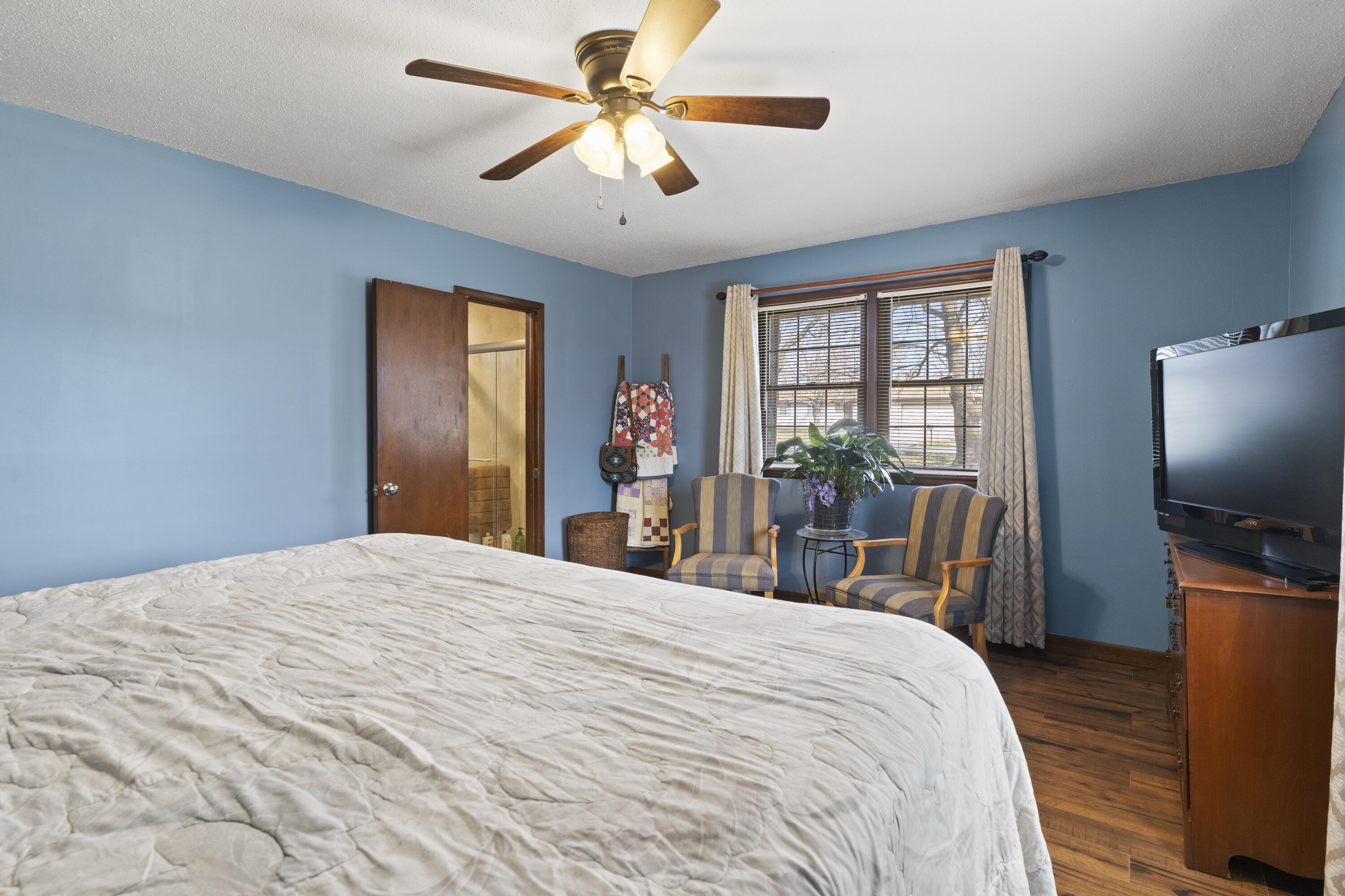 Lurvey's Ridgecrest - Residential