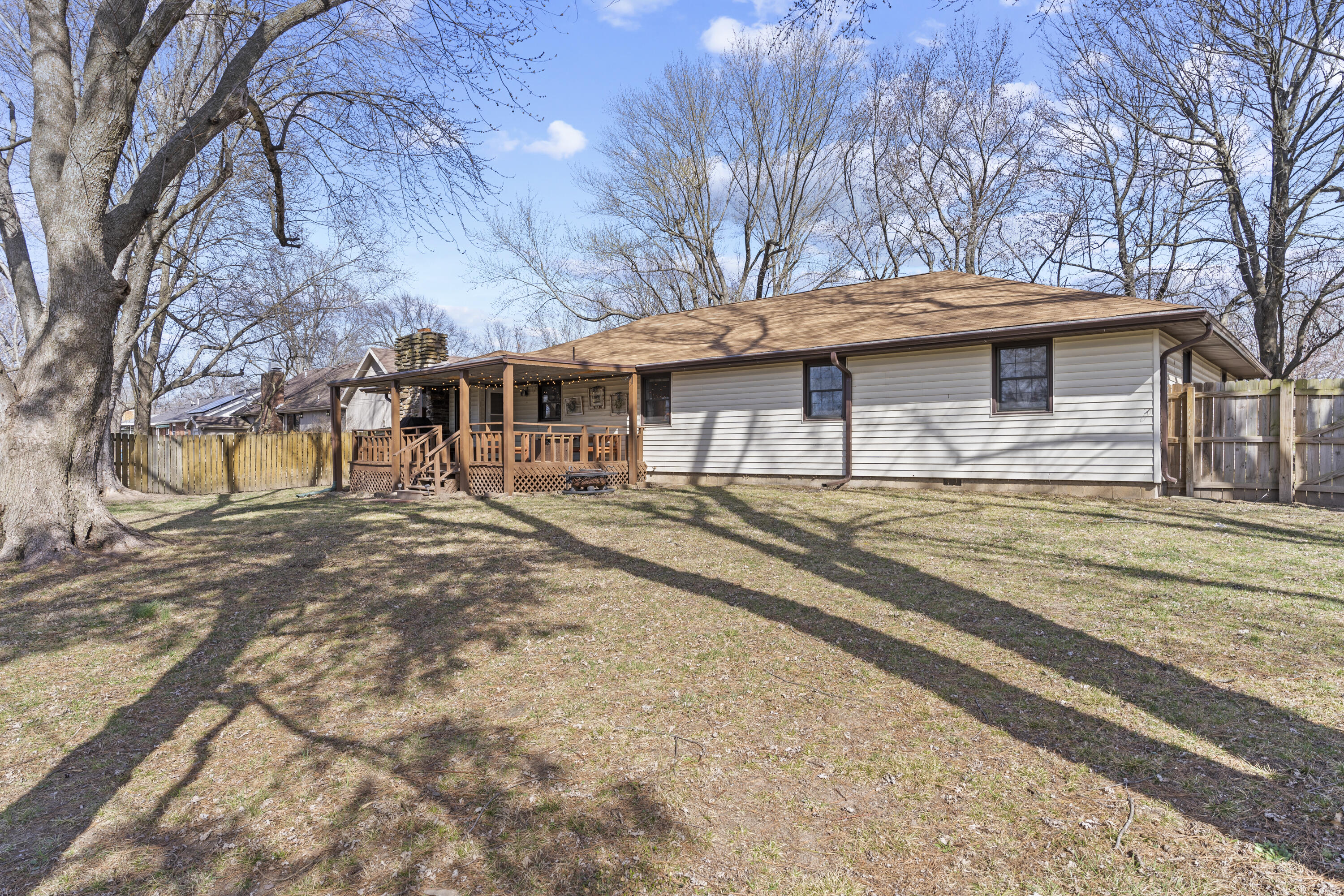 Lurvey's Ridgecrest - Residential