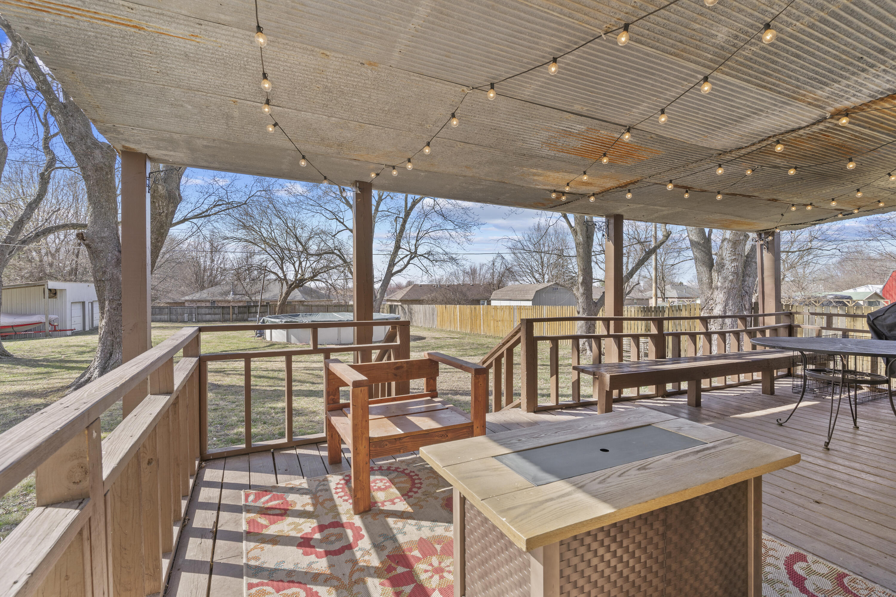 Lurvey's Ridgecrest - Residential