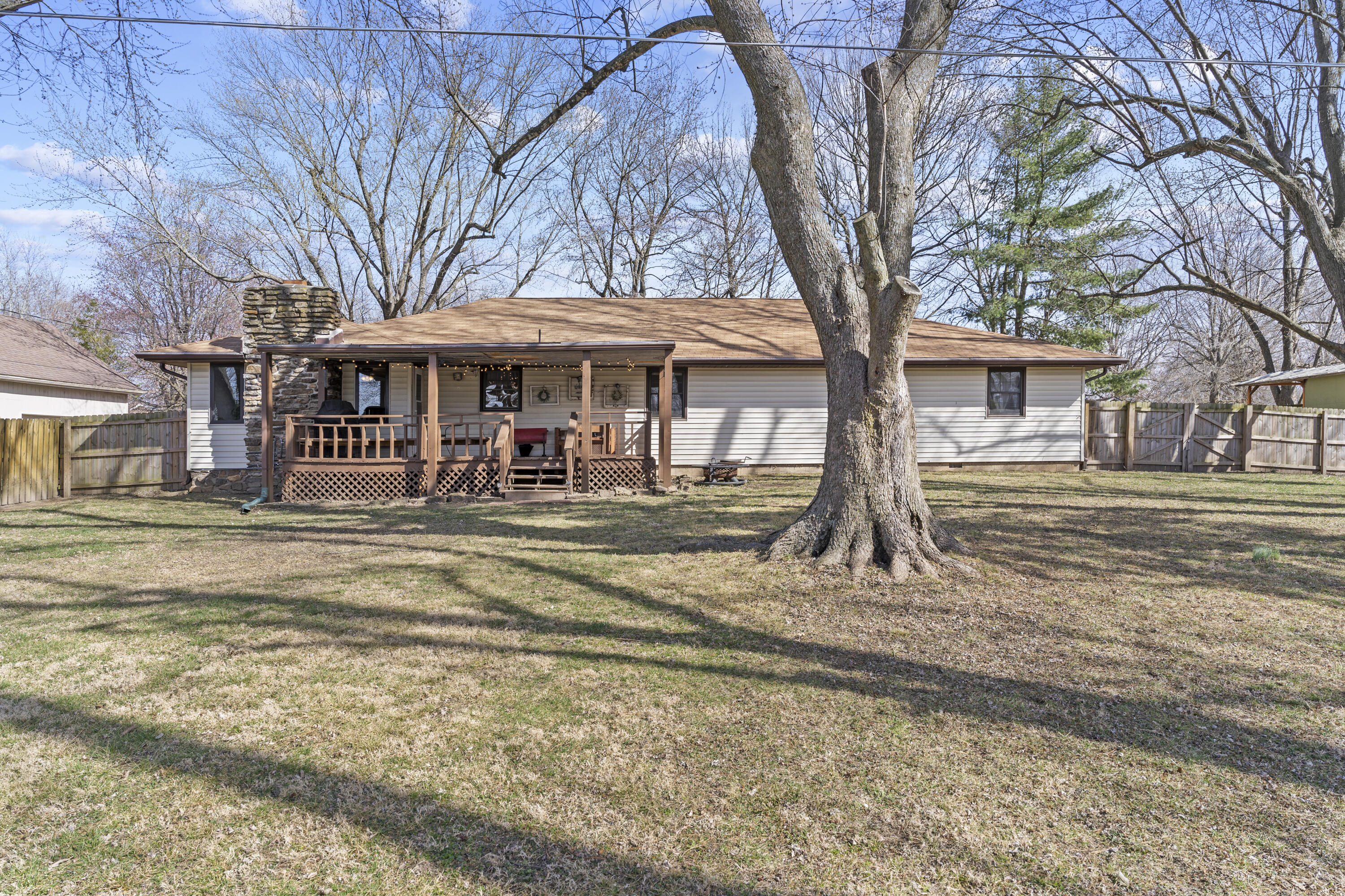 Lurvey's Ridgecrest - Residential