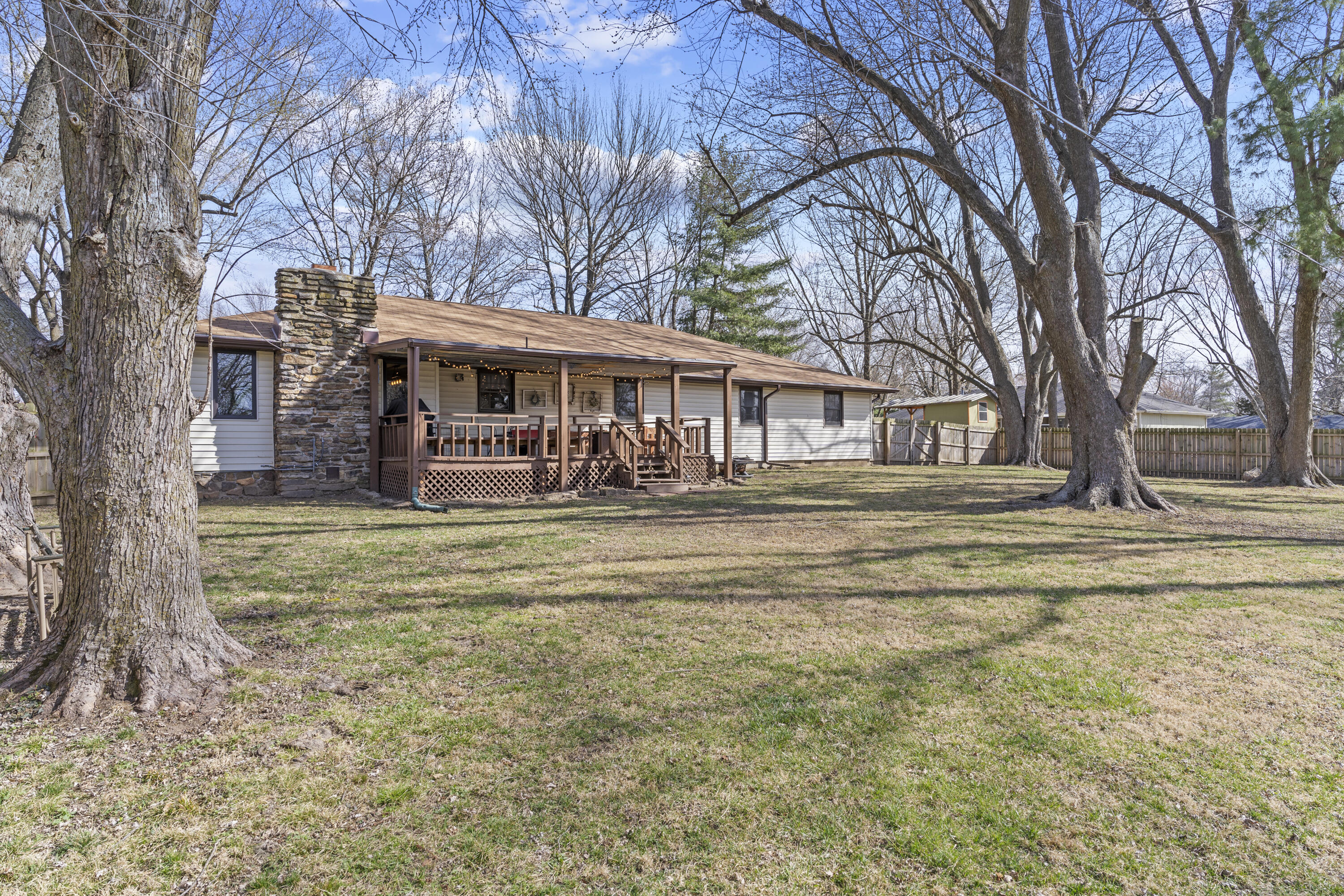 Lurvey's Ridgecrest - Residential