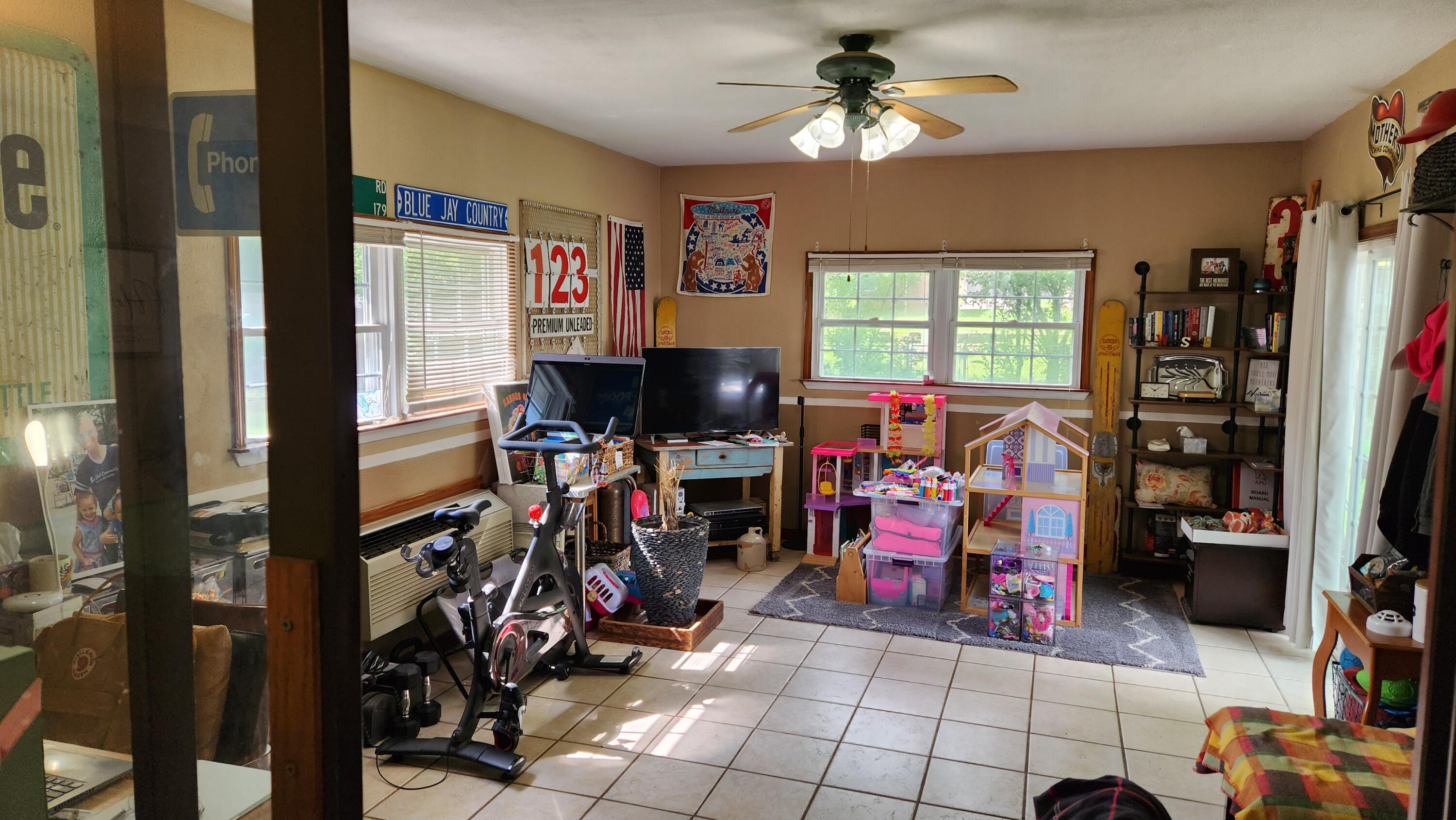 Prairie View Hts - Residential