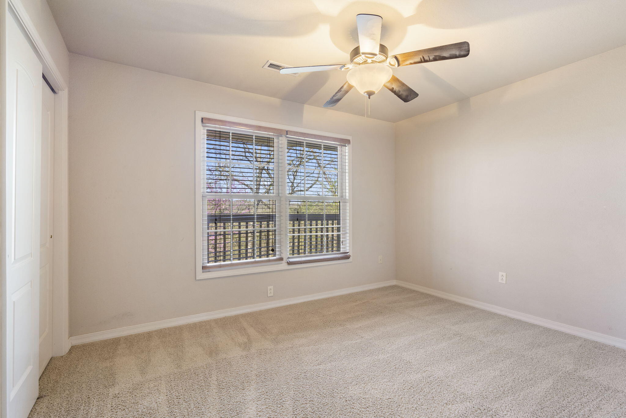 Mills Hollow Estates - Residential