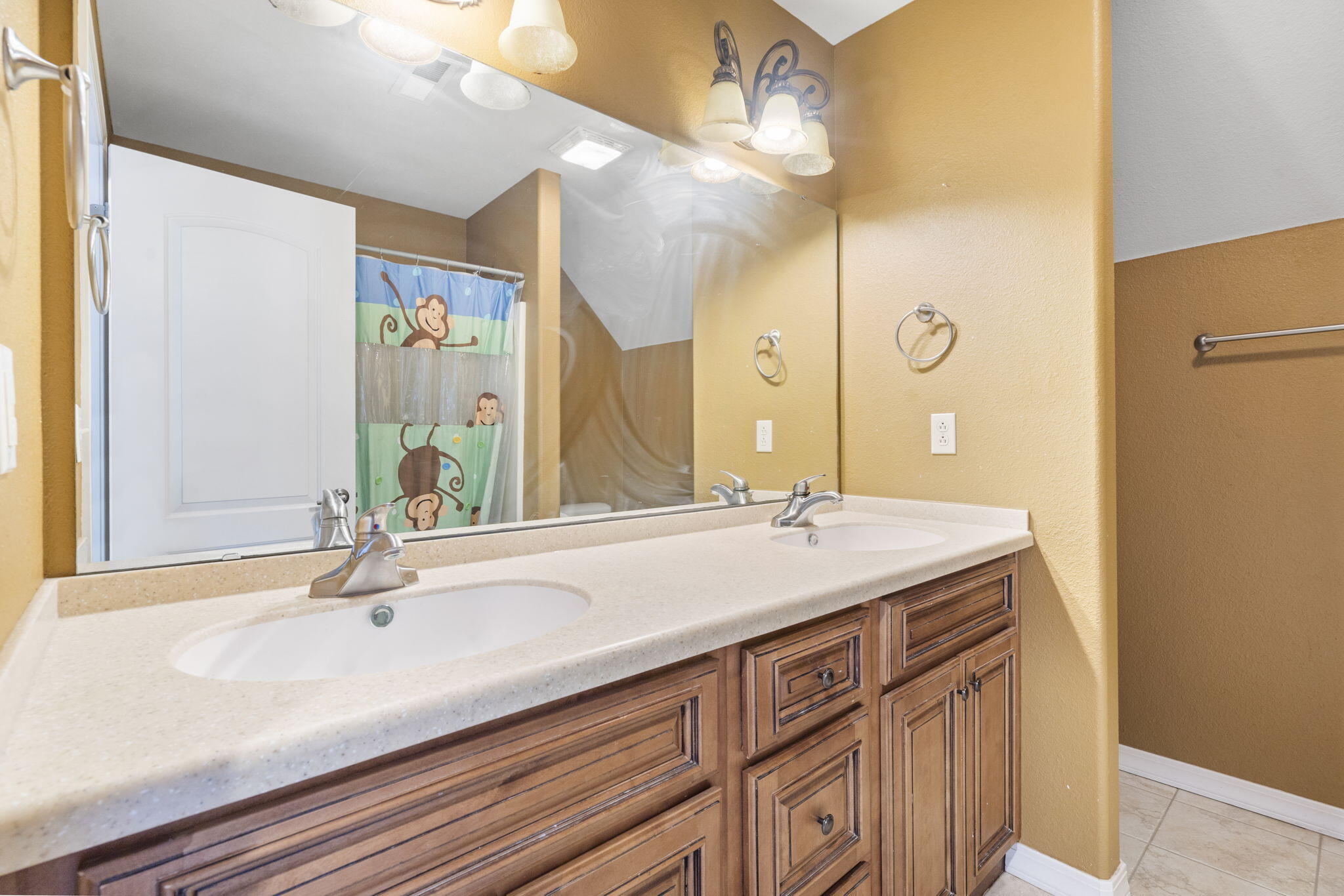 Mills Hollow Estates - Residential