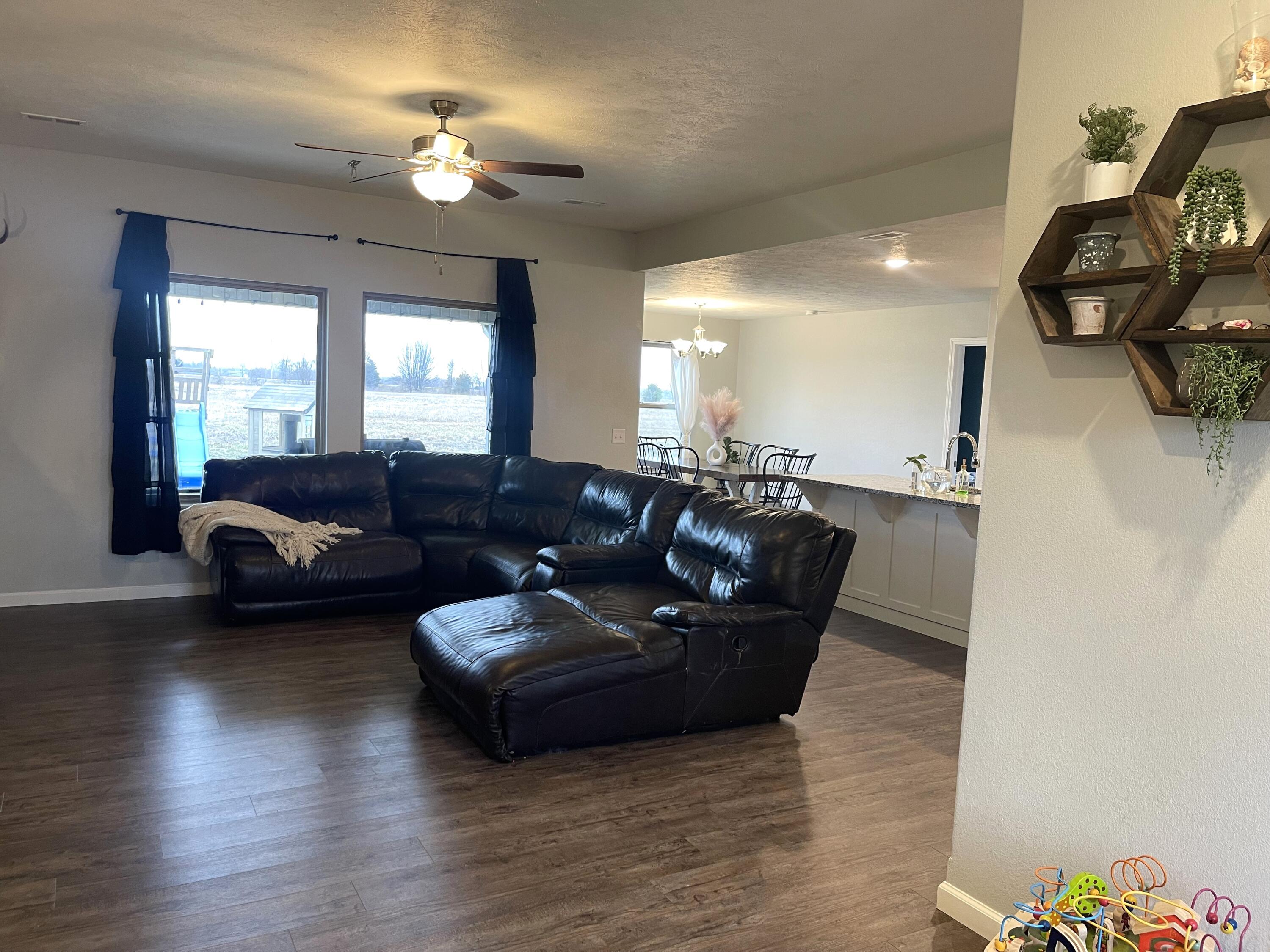 Spring Crest - Residential