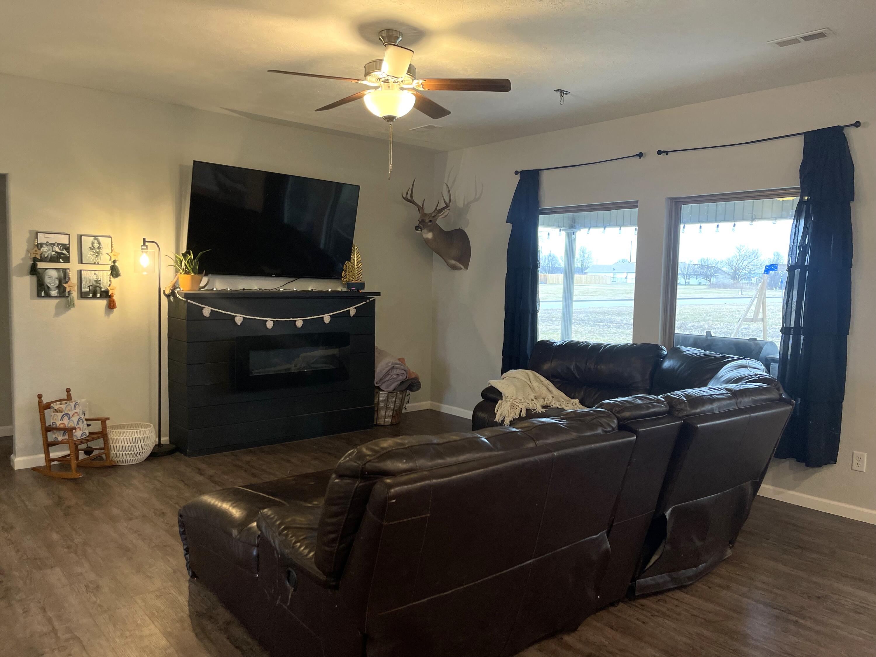 Spring Crest - Residential