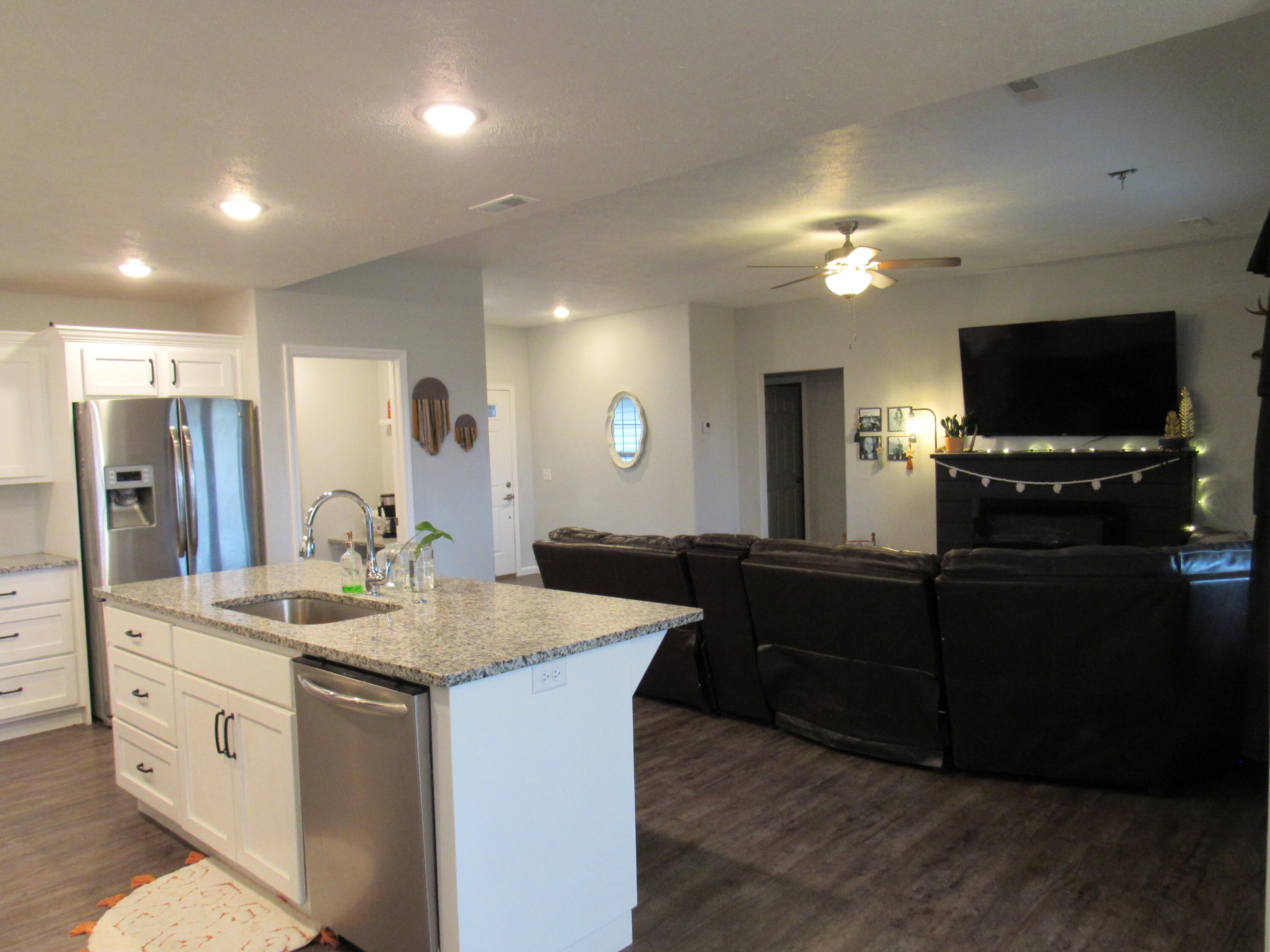 Spring Crest - Residential