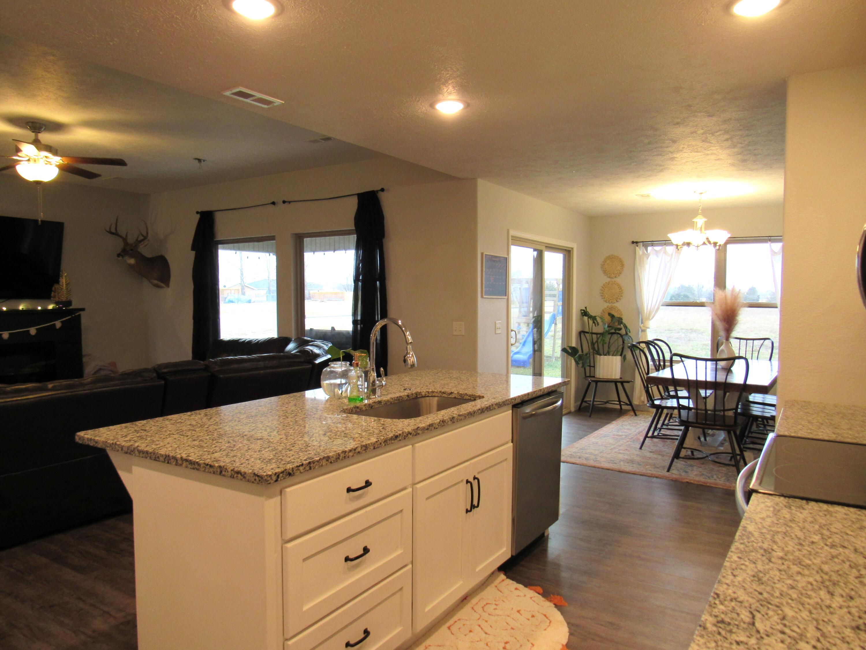 Spring Crest - Residential