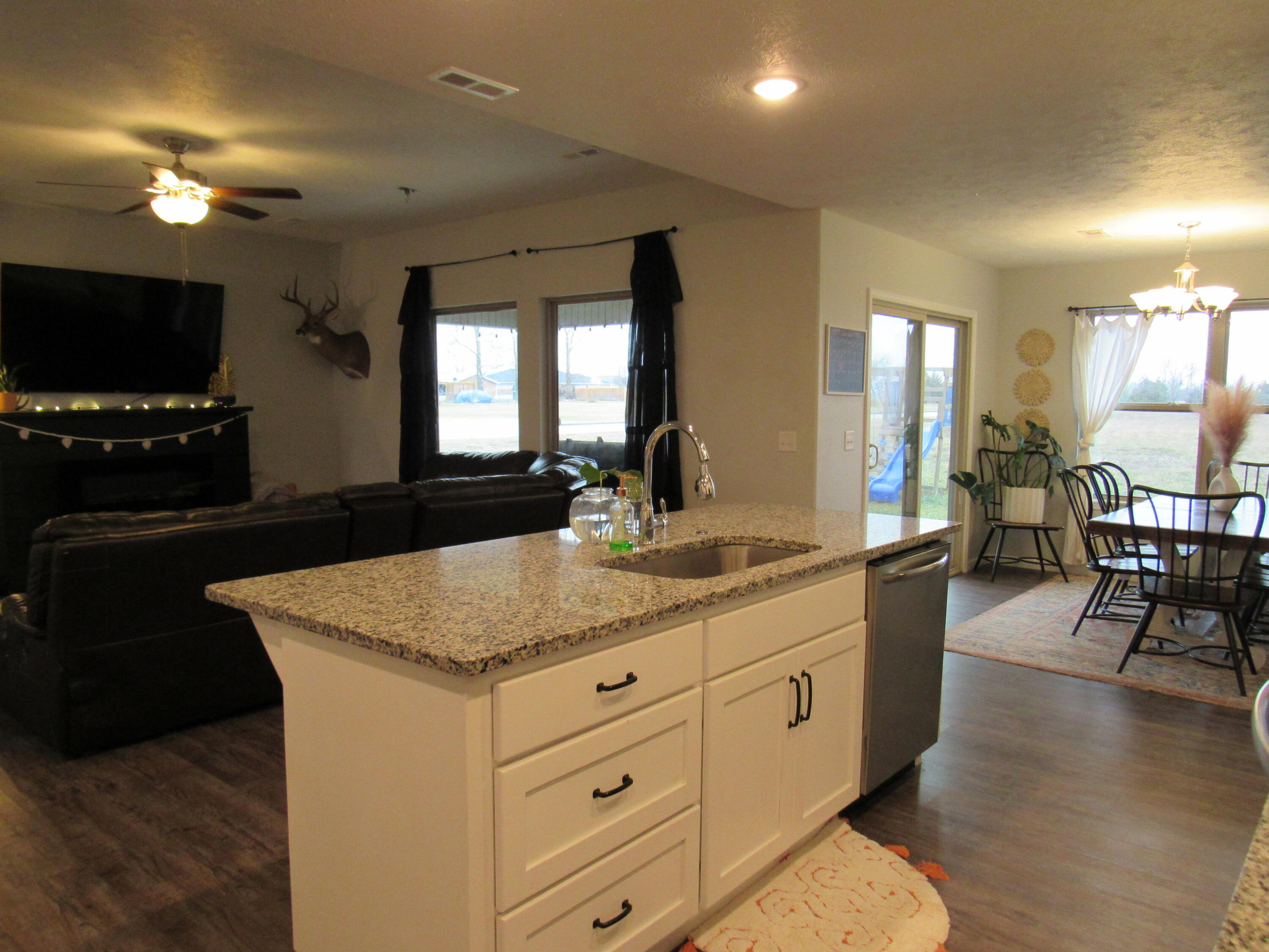 Spring Crest - Residential