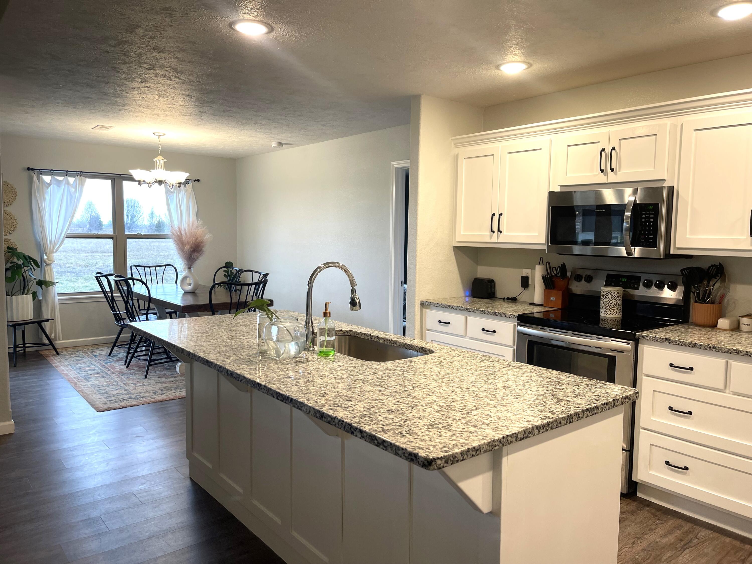 Spring Crest - Residential