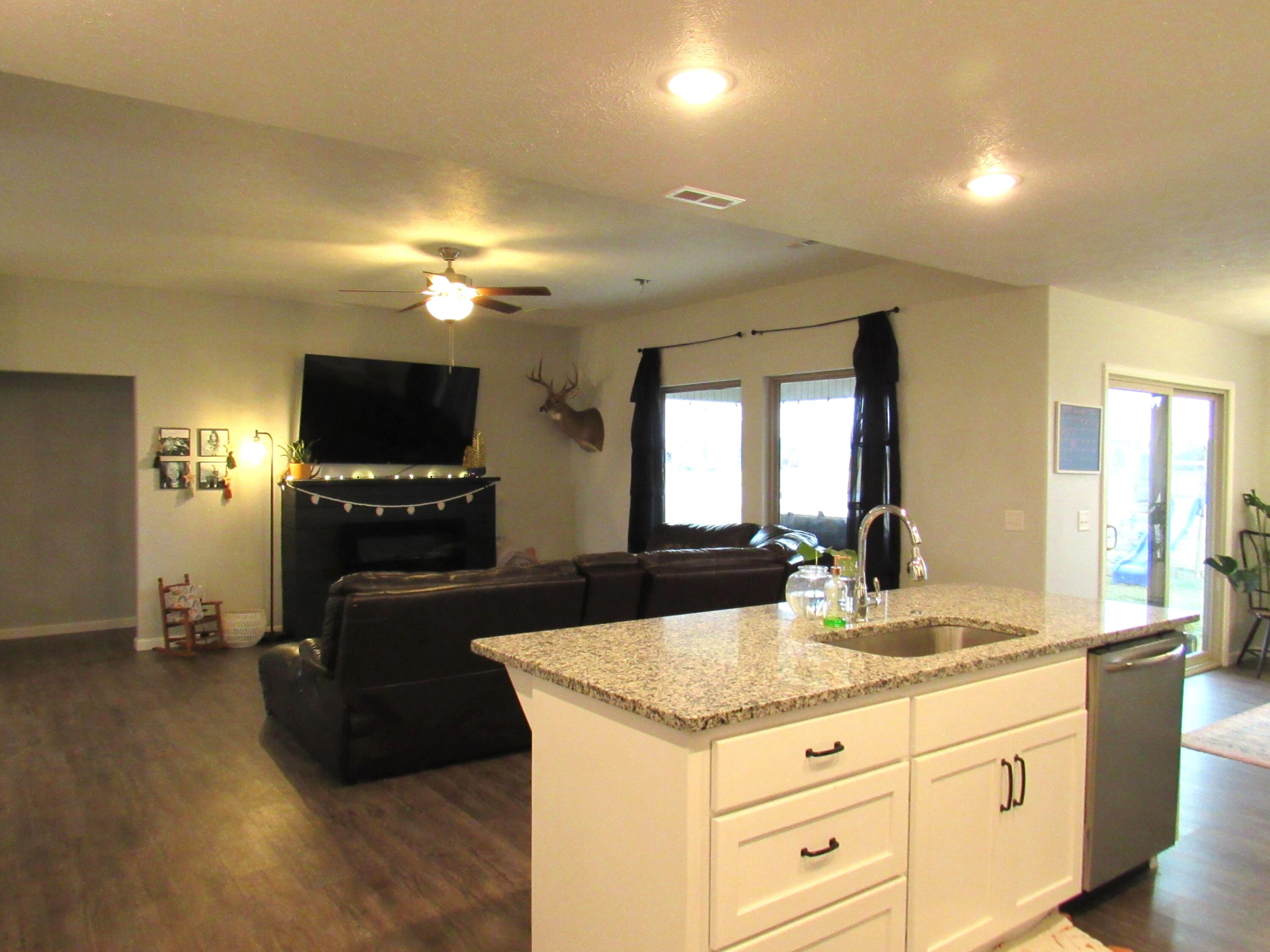 Spring Crest - Residential