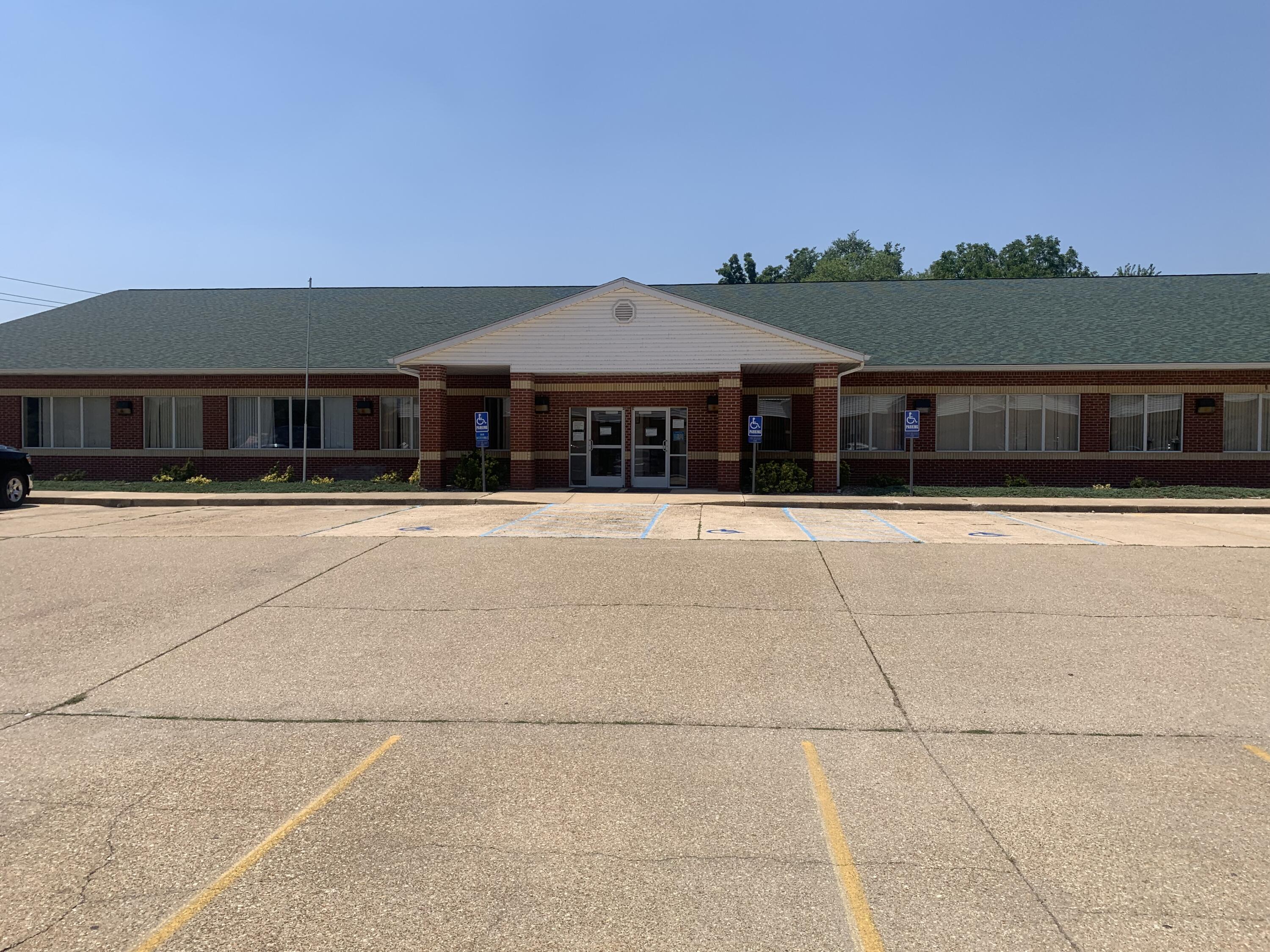 INVESTORS DREAMThis Property has a 9% Cap Rate!!!! A one of a kind property. 3 separate buildings with State of Missouri Tenants along with several supporting businesses as well. 95% occupied with solid leases.  Leases will be provided to qualified buyer with approved finances only. Property has been occupied by State Of MO Offices since 1996 with no plans of leaving. Huge concrete lighted parking area. Maintenance is up to date with records provided to qualified buyer.    Do not miss this opportunity!