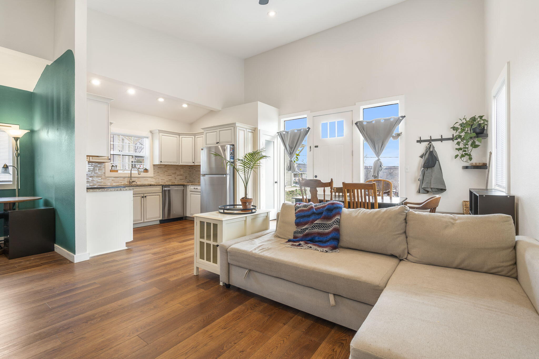 Hollister Residential Section - Residential
