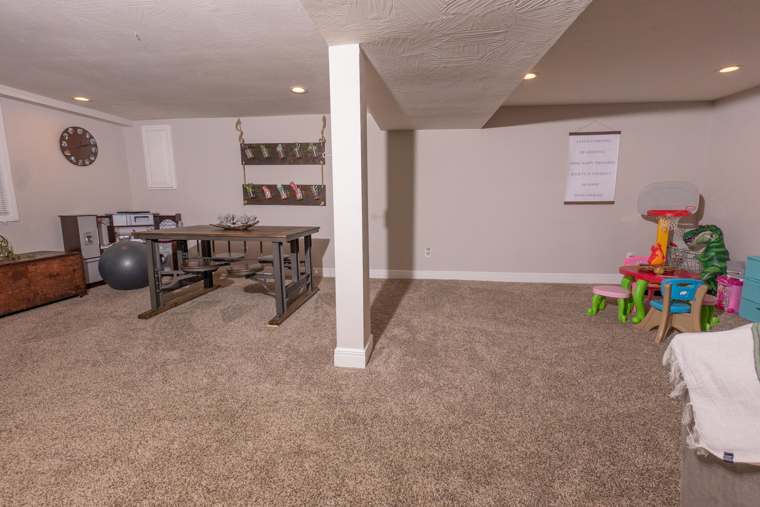 Riverview Est - Residential