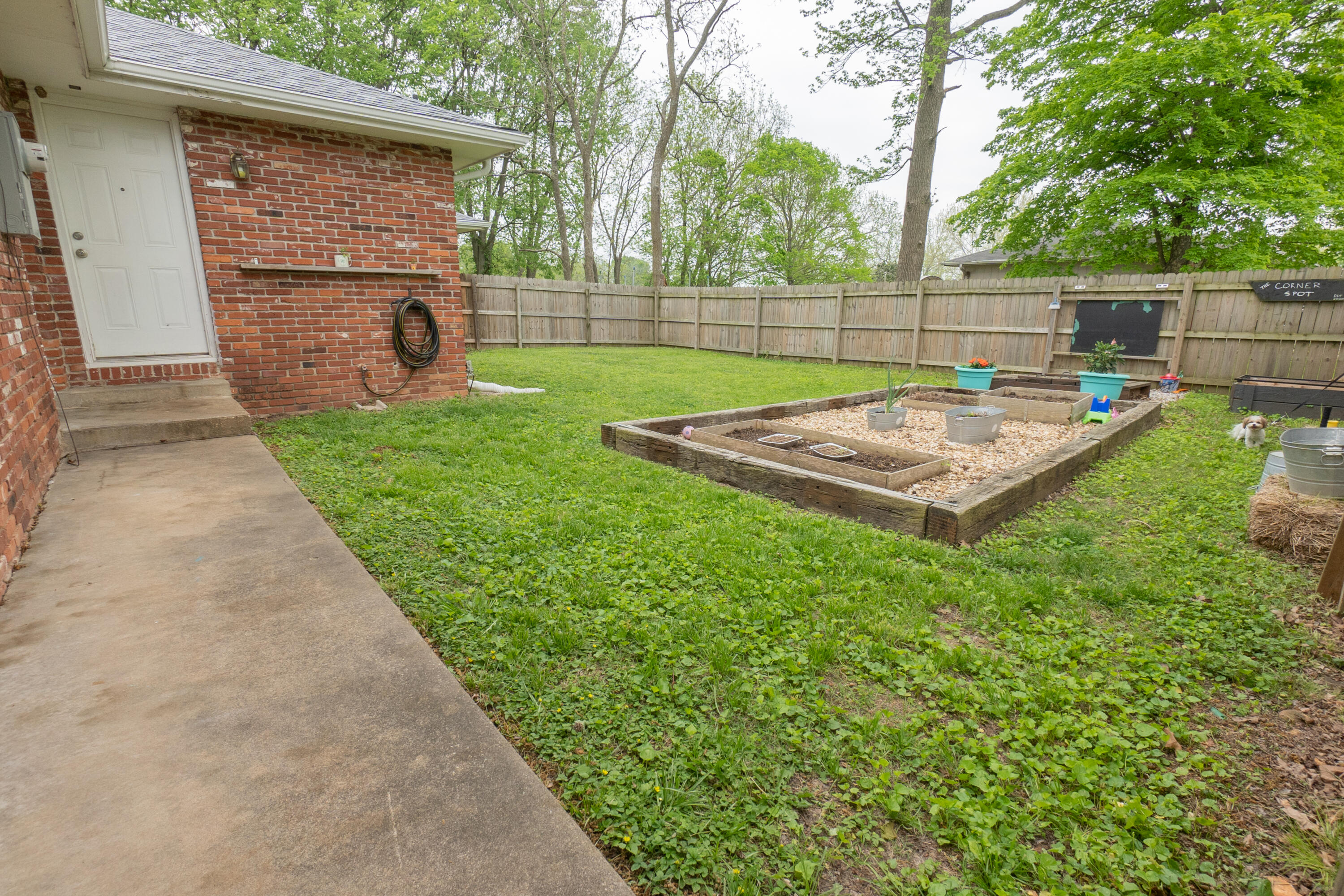 Riverview Est - Residential