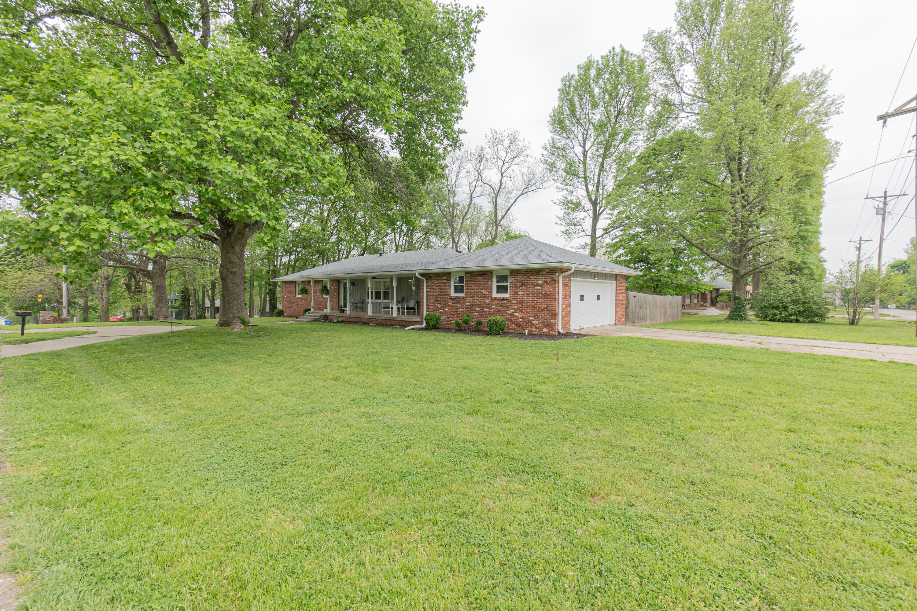 Riverview Est - Residential