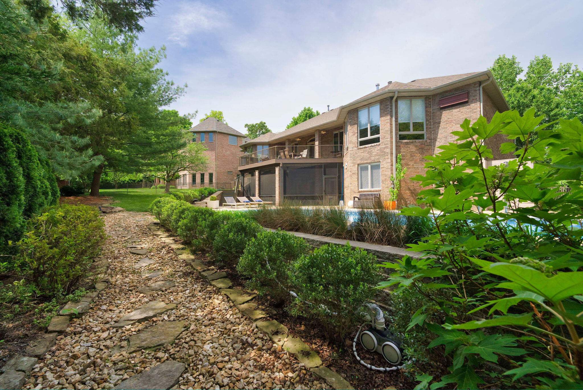 Emerald Pointe - Residential