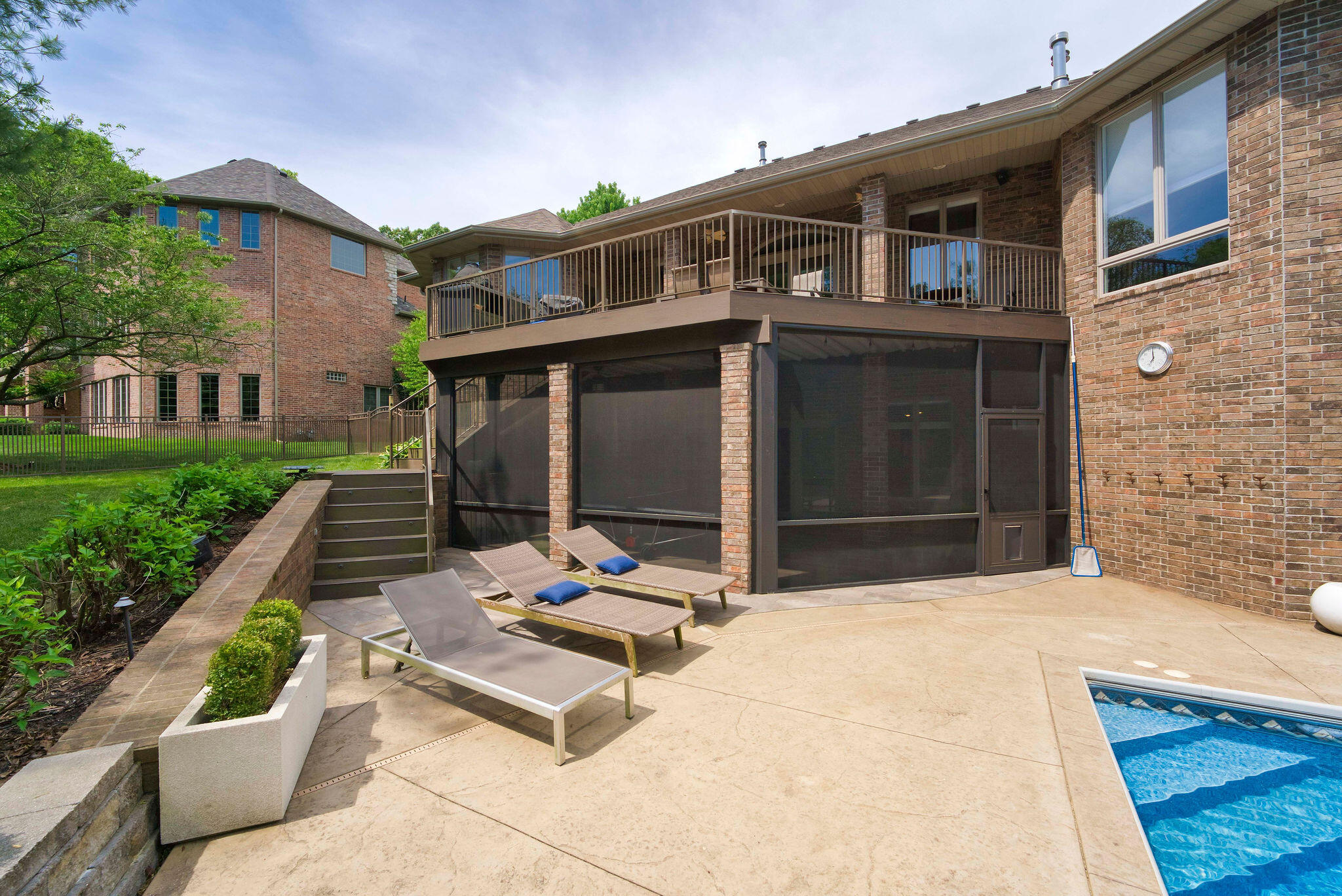 Emerald Pointe - Residential