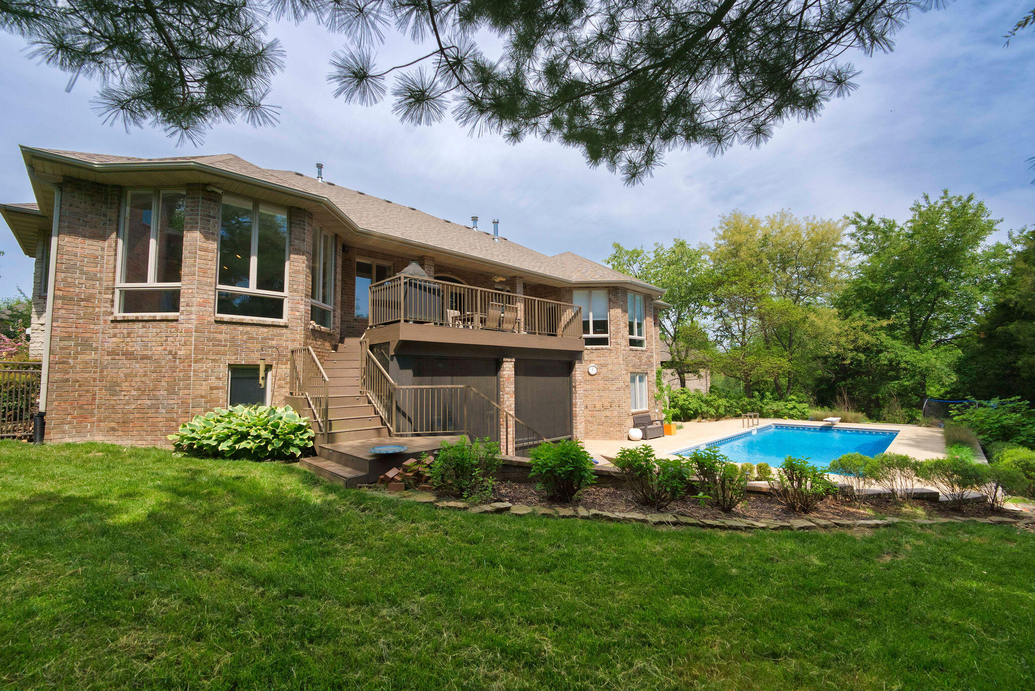 Emerald Pointe - Residential