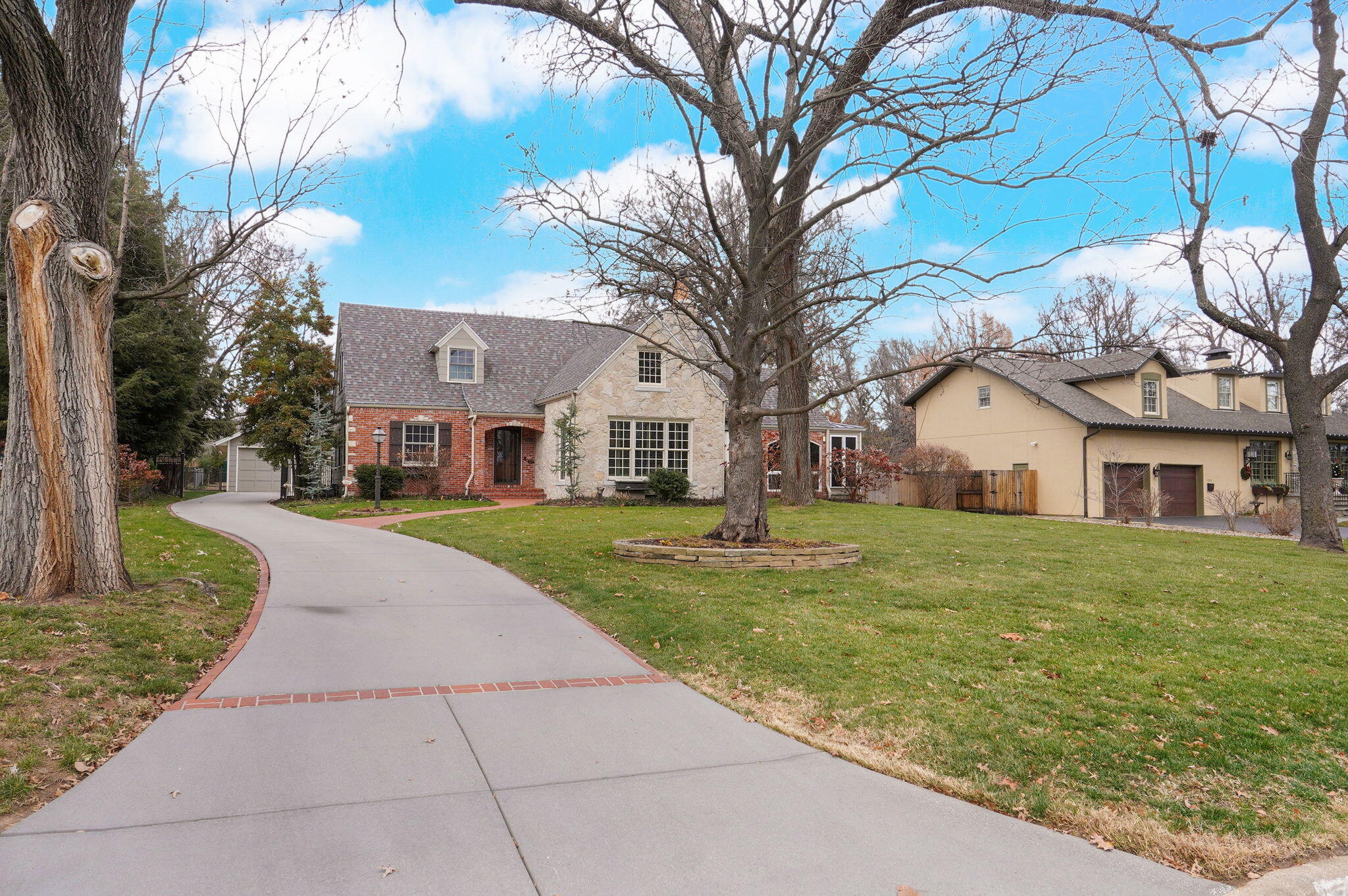 Country Club Distrct - Residential