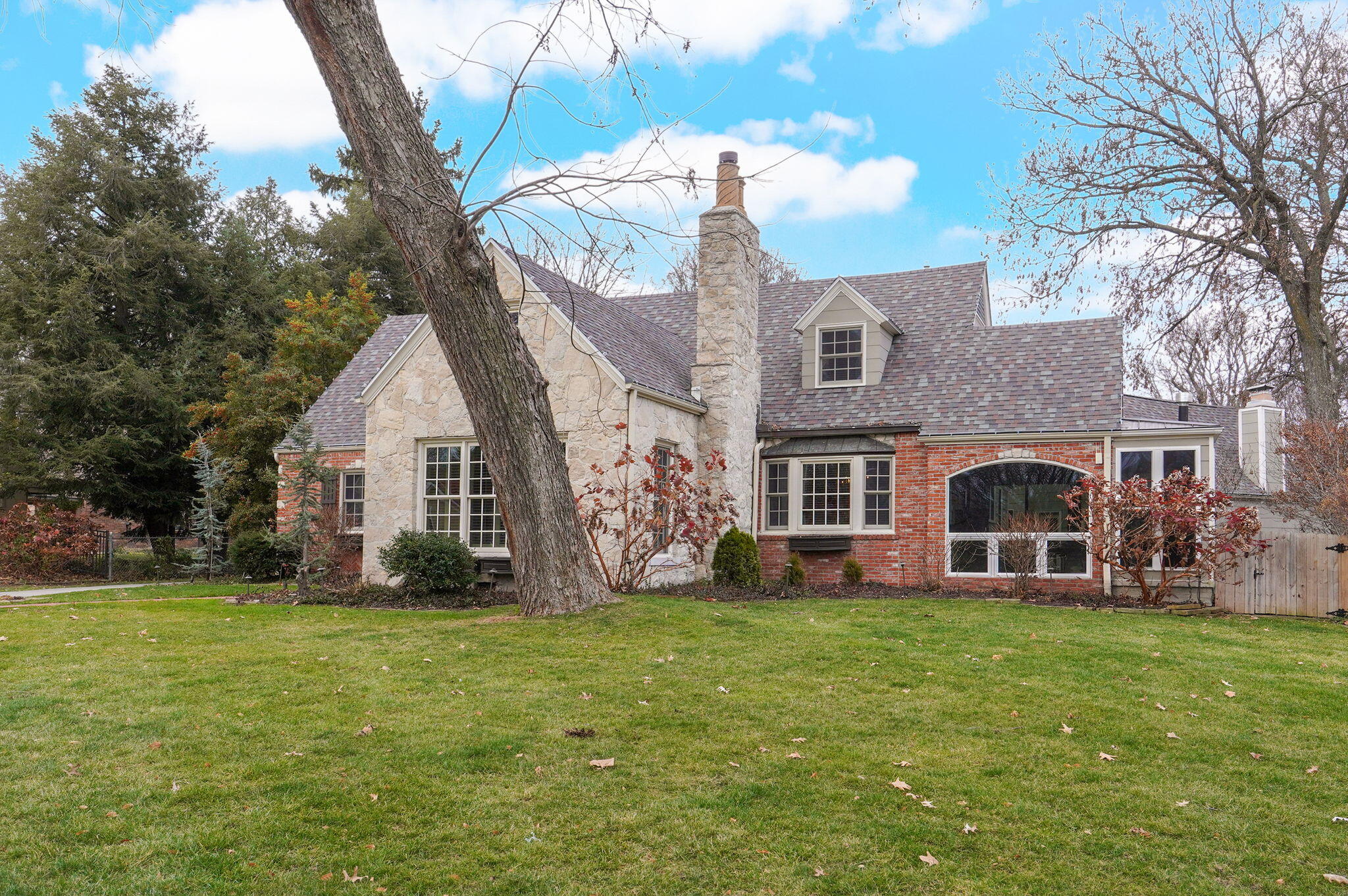 Country Club Distrct - Residential