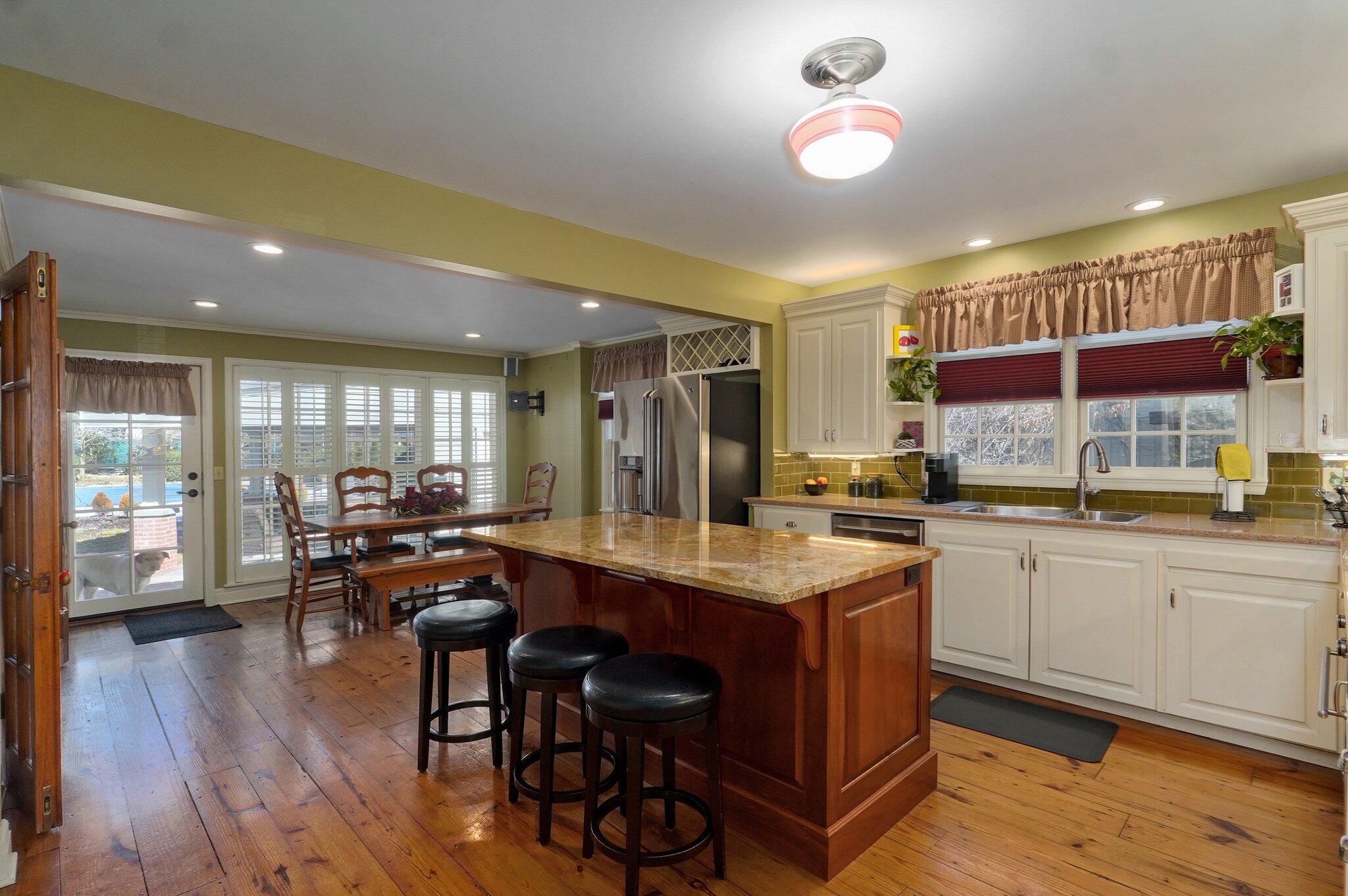 Country Club Distrct - Residential