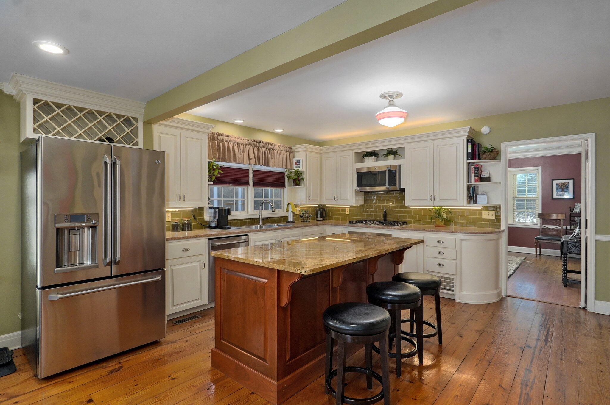 Country Club Distrct - Residential